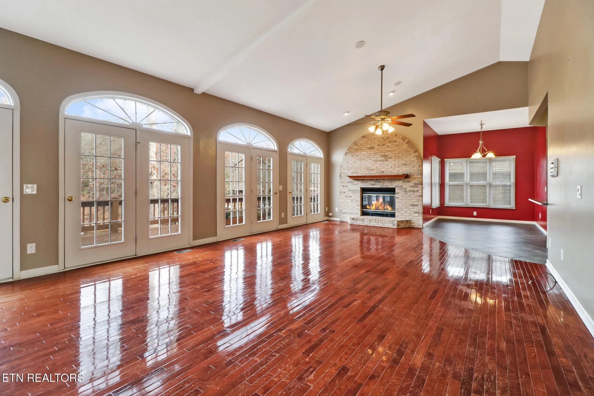 Property Slideshow image 25 of 52 | 129 shore ln, Crossville, TN, 38558