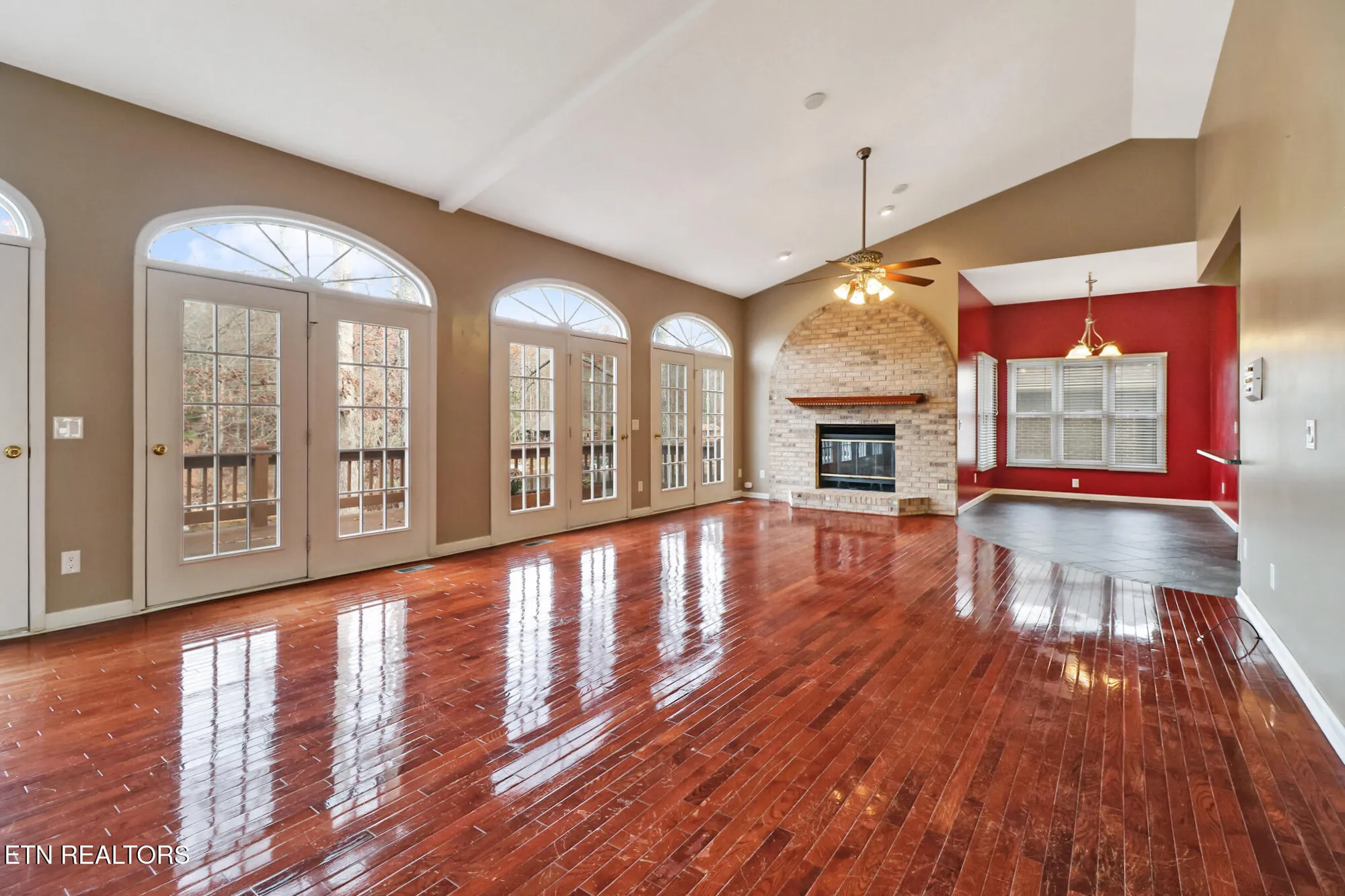 Property Slideshow image 26 of 52 | 129 shore ln, Crossville, TN, 38558