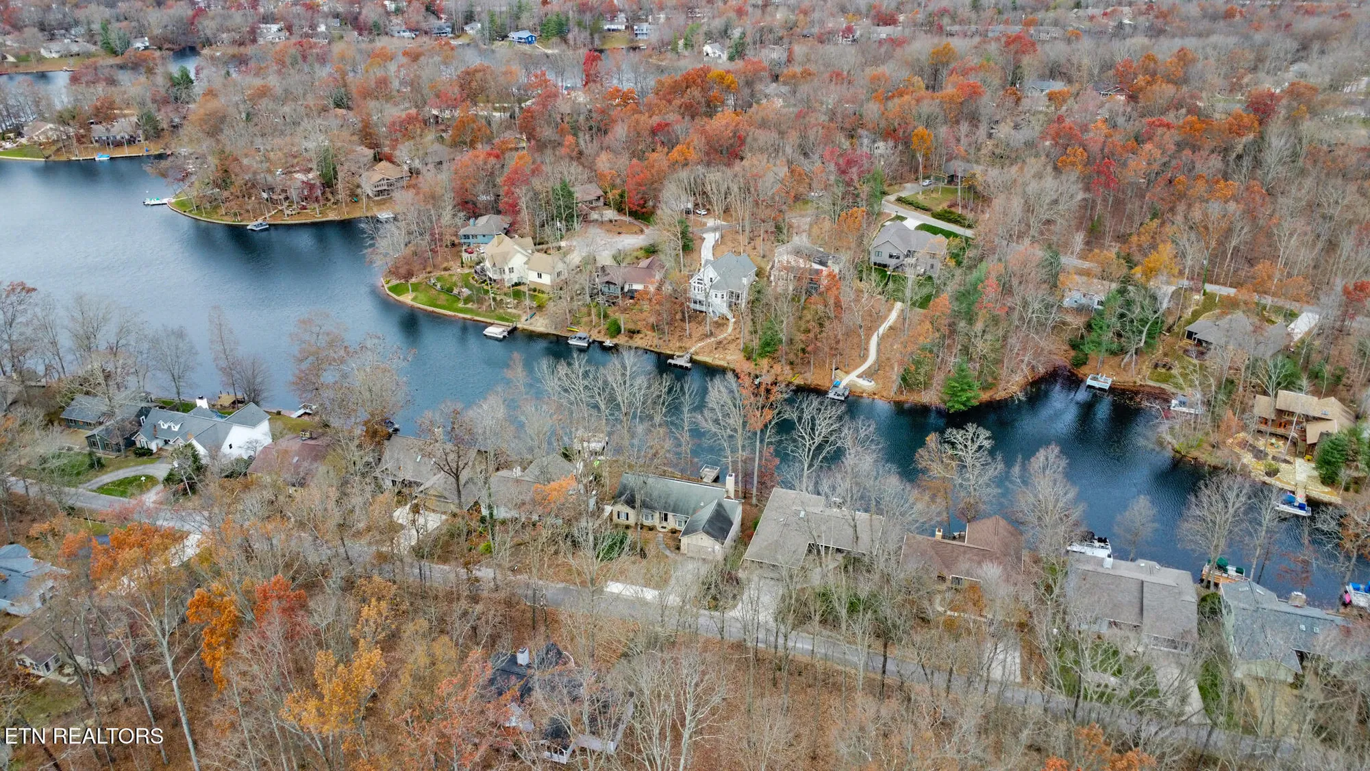 Property Slideshow image 7 of 52 | 129 shore ln, Crossville, TN, 38558