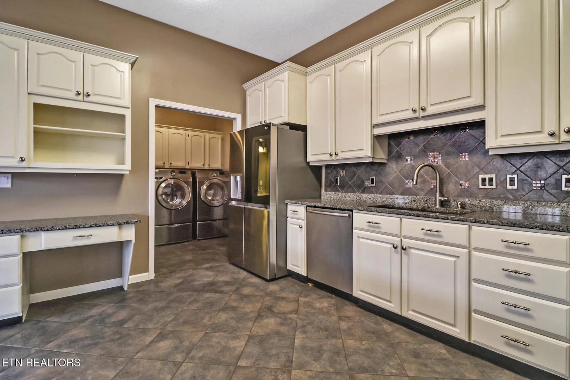 Property Slideshow image 33 of 52 | 129 shore ln, Crossville, TN, 38558