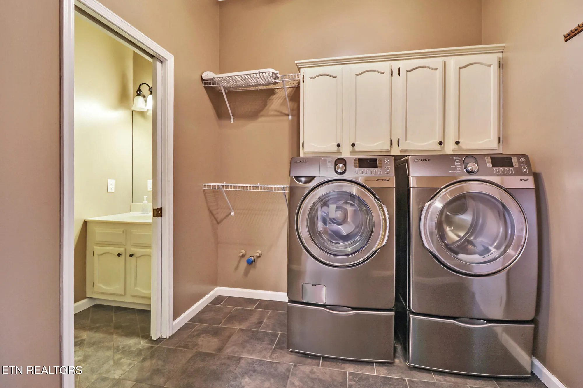 Property Slideshow image 34 of 52 | 129 shore ln, Crossville, TN, 38558