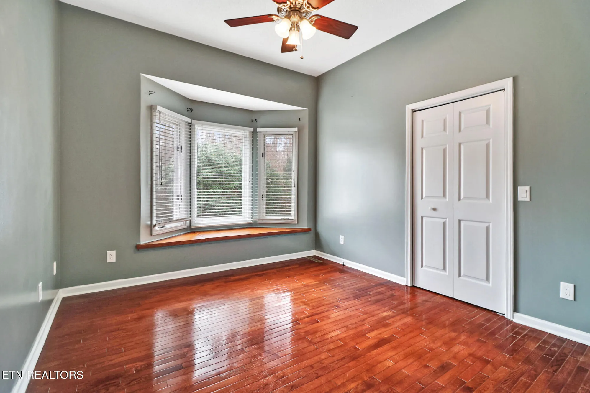 Property Slideshow image 36 of 52 | 129 shore ln, Crossville, TN, 38558