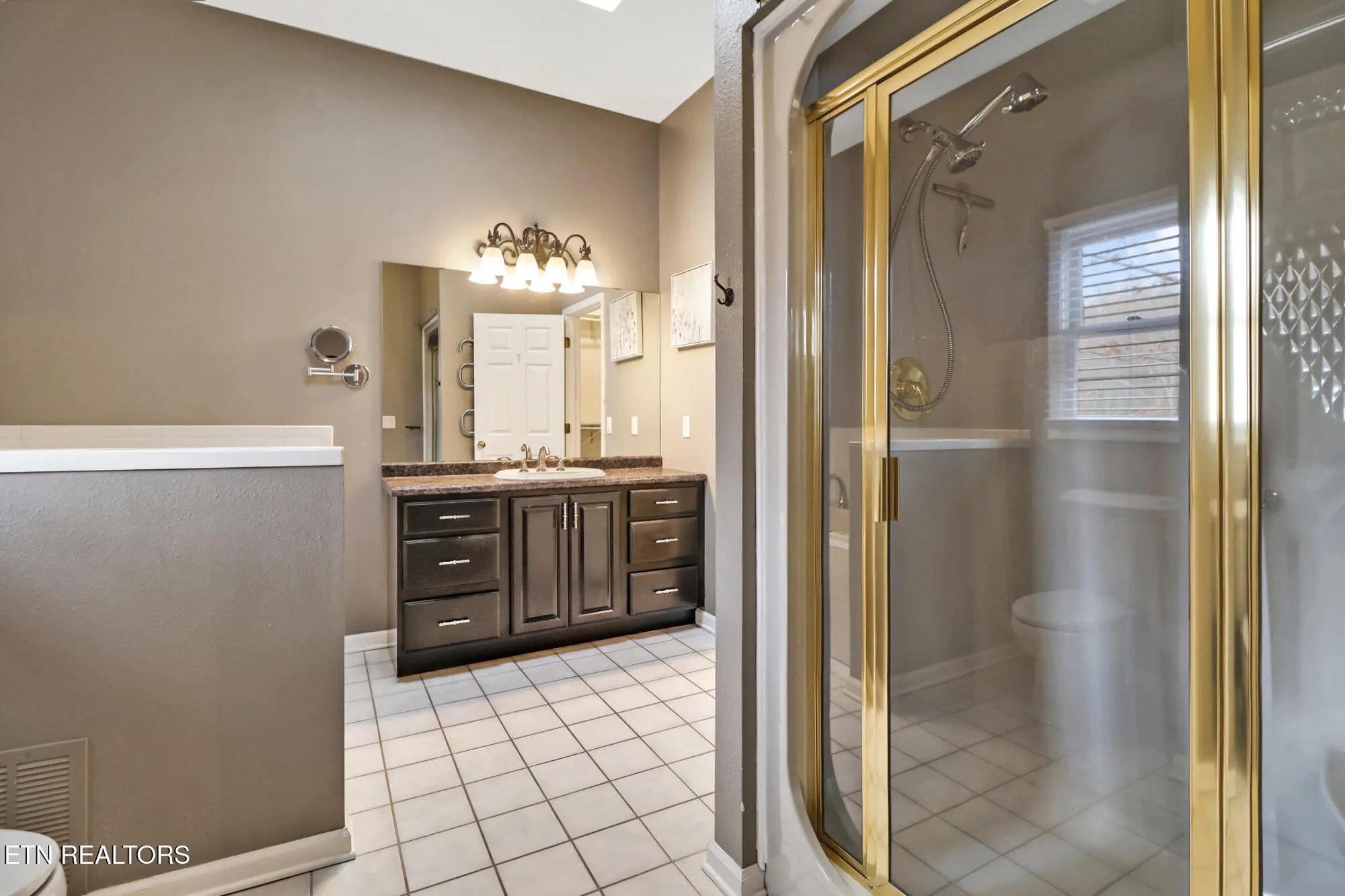 Property Slideshow image 40 of 52 | 129 shore ln, Crossville, TN, 38558