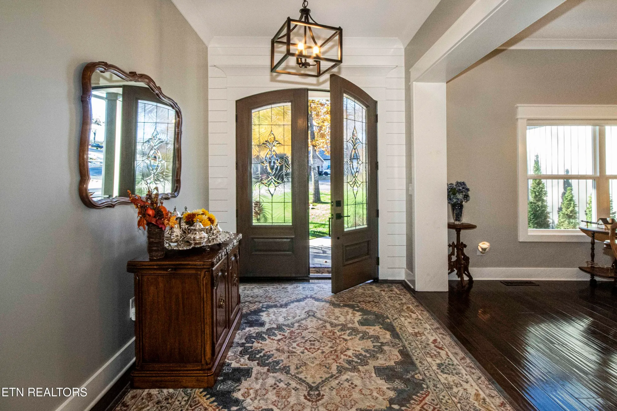 Property Slideshow image 5 of 54 | 511 igoti ln, Loudon, TN, 37774