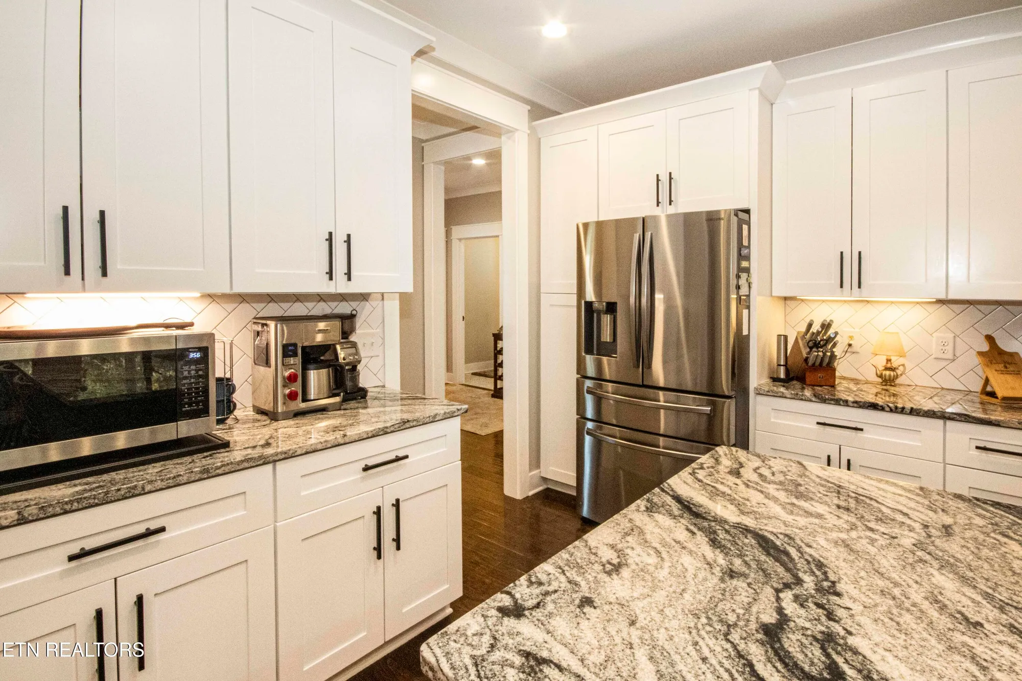 Property Slideshow image 19 of 54 | 511 igoti ln, Loudon, TN, 37774