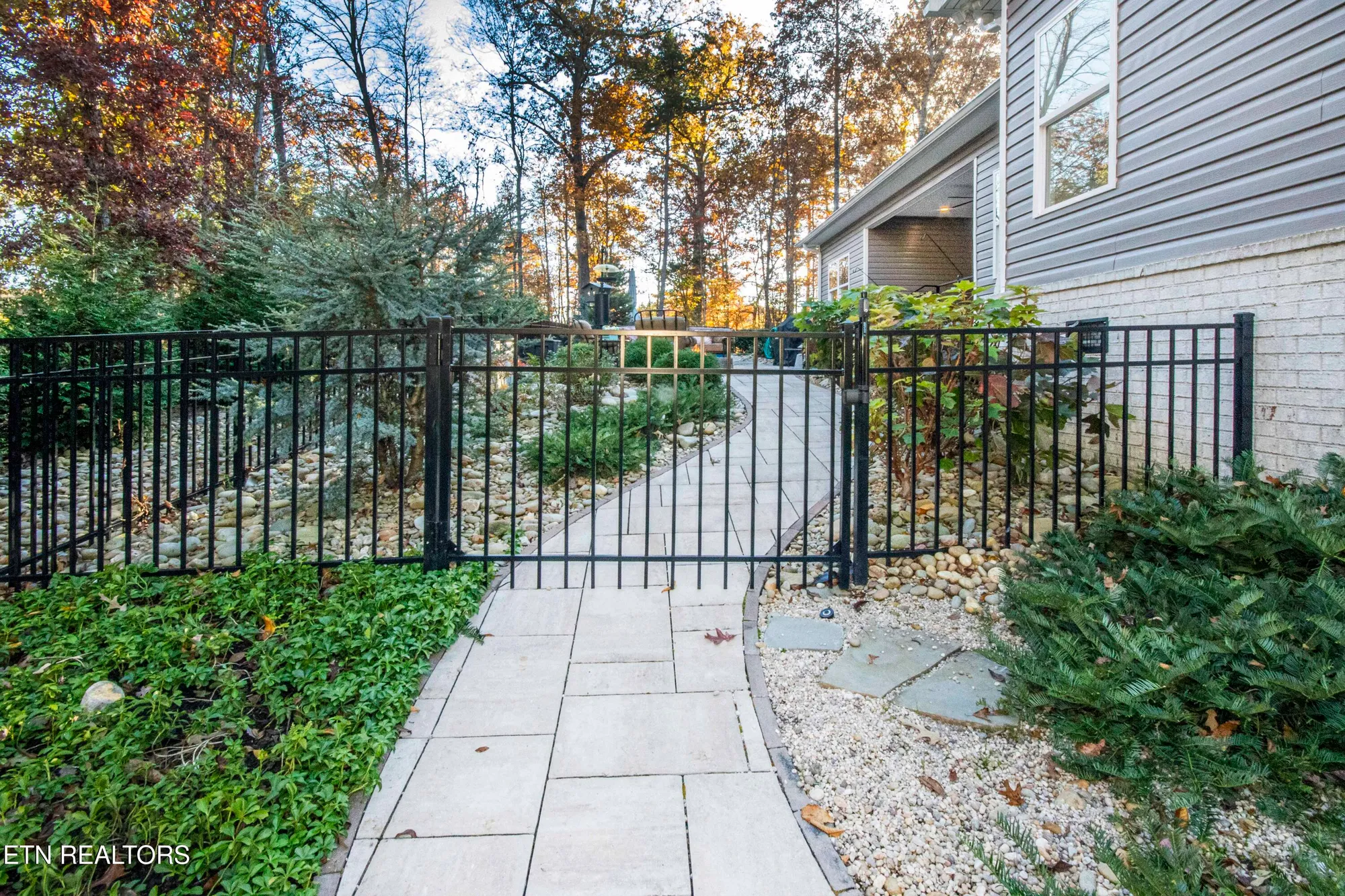 Property Slideshow image 42 of 54 | 511 igoti ln, Loudon, TN, 37774