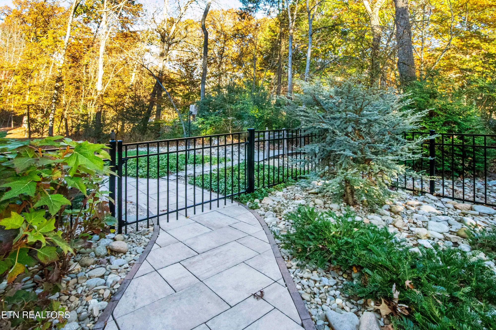 Property Slideshow image 45 of 54 | 511 igoti ln, Loudon, TN, 37774