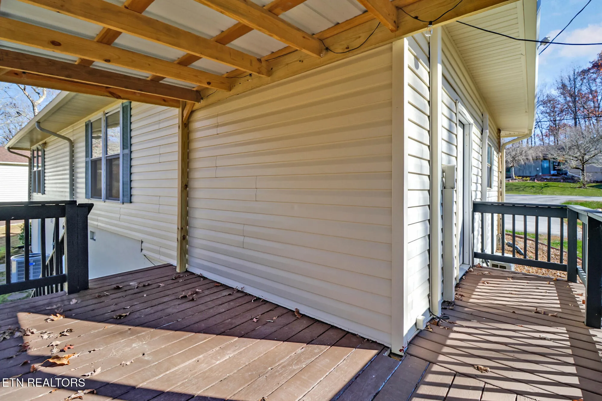 Property Slideshow image 24 of 26 | 129 lakeshire dr, Crossville, TN, 38558