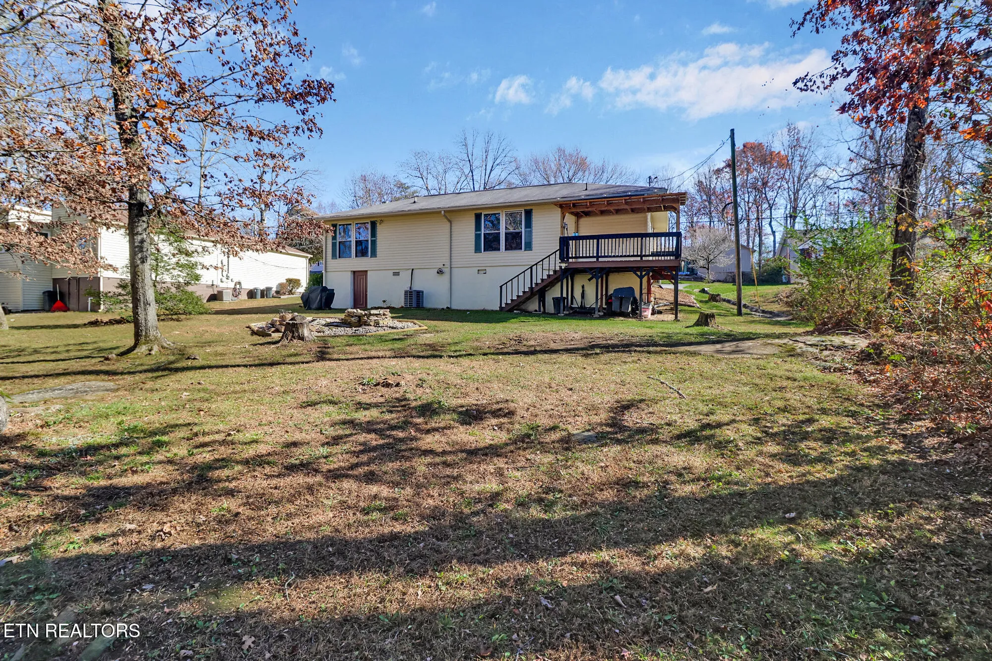 Property Slideshow image 20 of 26 | 129 lakeshire dr, Crossville, TN, 38558