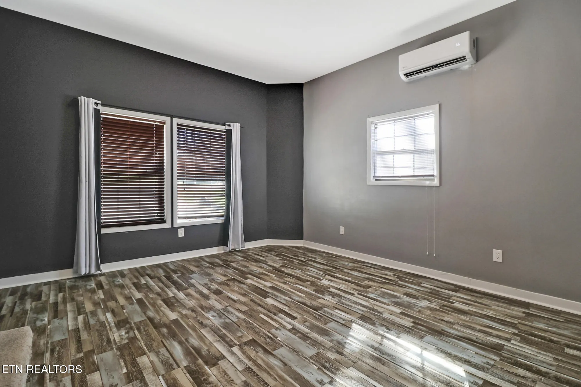 Property Slideshow image 16 of 26 | 129 lakeshire dr, Crossville, TN, 38558