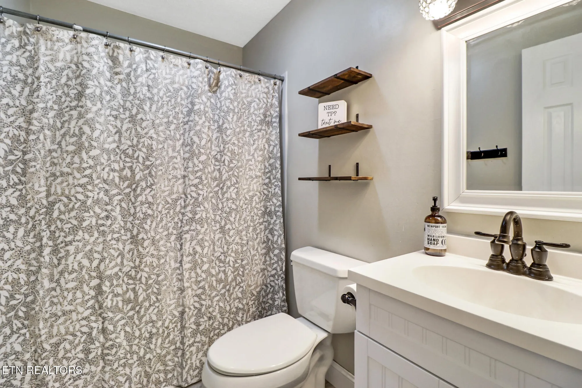 Property Slideshow image 19 of 26 | 129 lakeshire dr, Crossville, TN, 38558