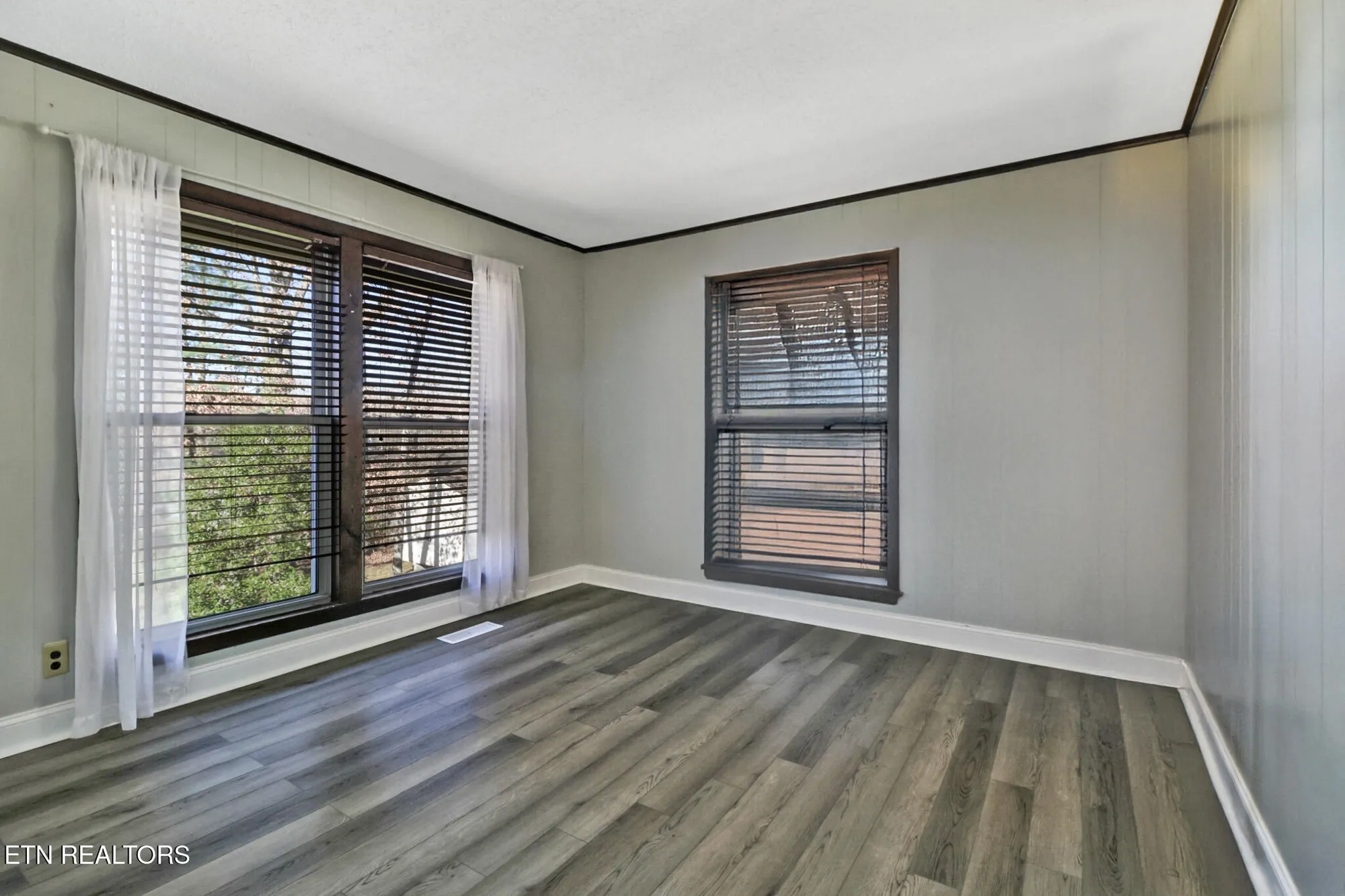 Property Slideshow image 18 of 26 | 129 lakeshire dr, Crossville, TN, 38558