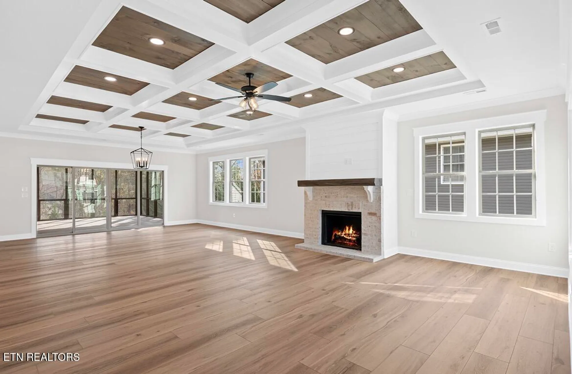 Property Slideshow image 9 of 39 | 154 elokwa way, Loudon, TN, 37774