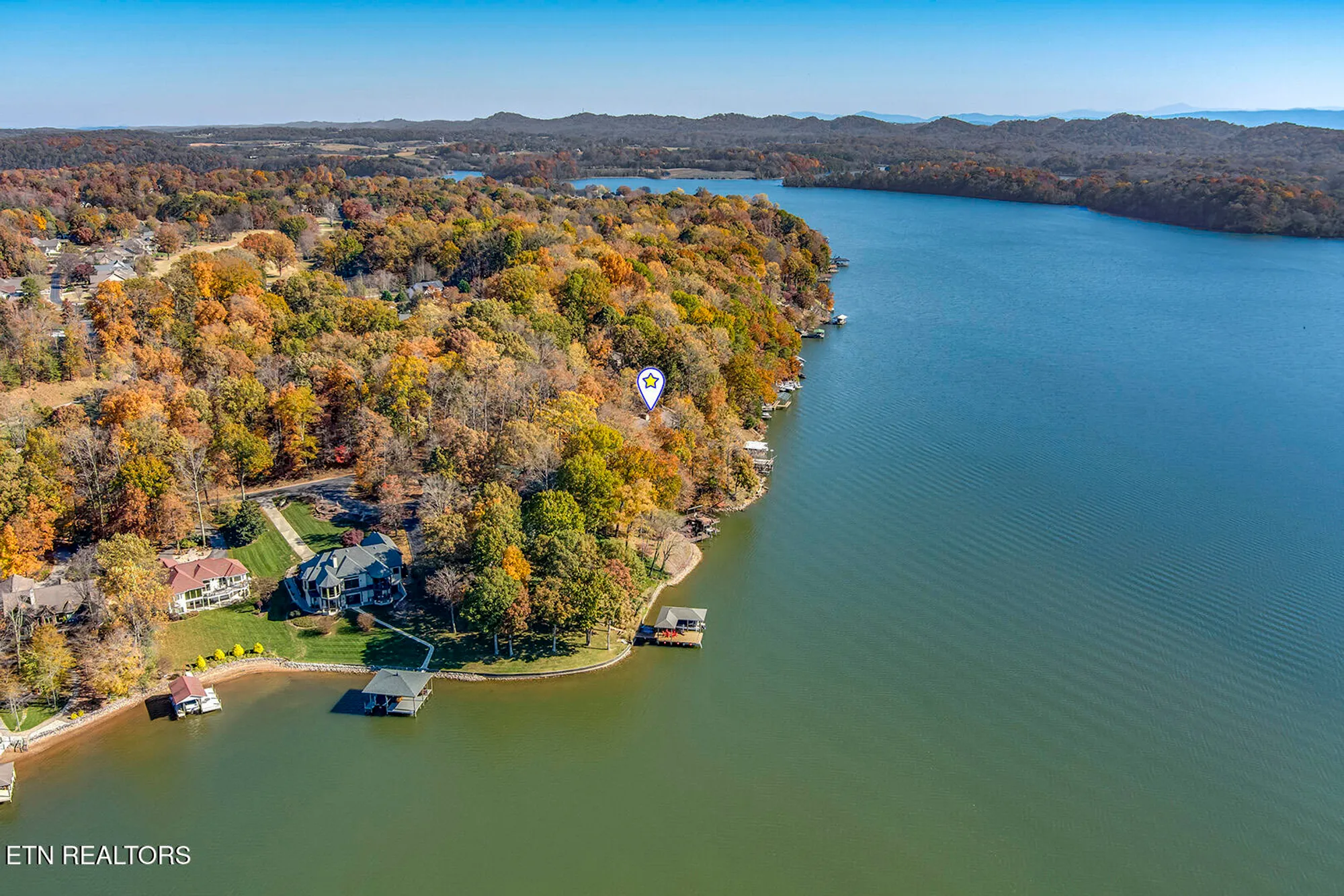 Property Slideshow image 58 of 64 | 122 tigitsi ln, Loudon, TN, 37774