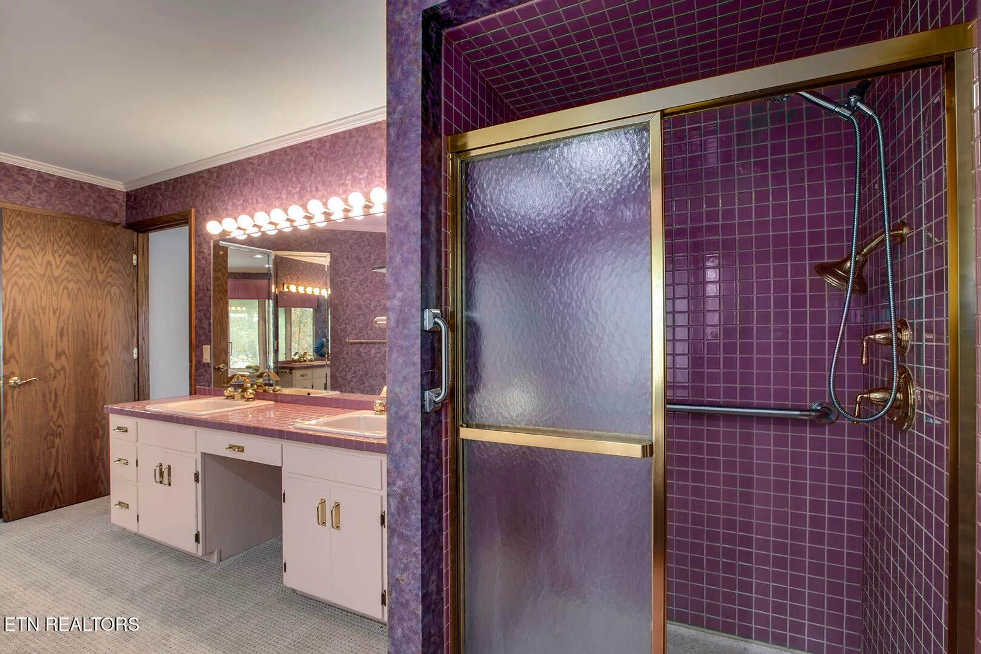 Property Slideshow image 23 of 64 | 122 tigitsi ln, Loudon, TN, 37774