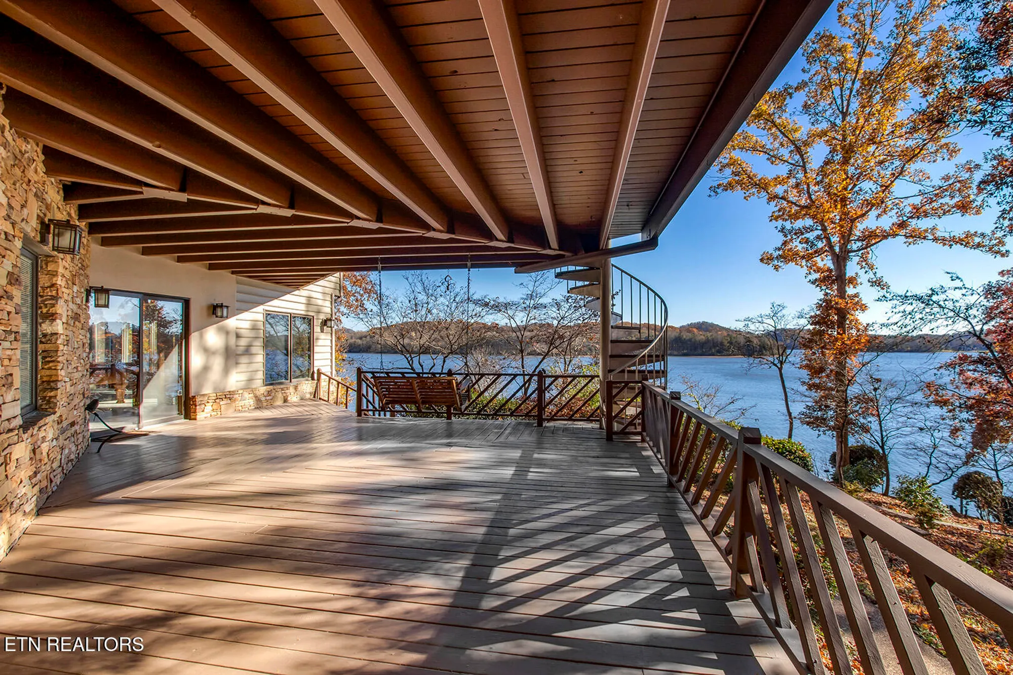 Property Slideshow image 33 of 64 | 122 tigitsi ln, Loudon, TN, 37774