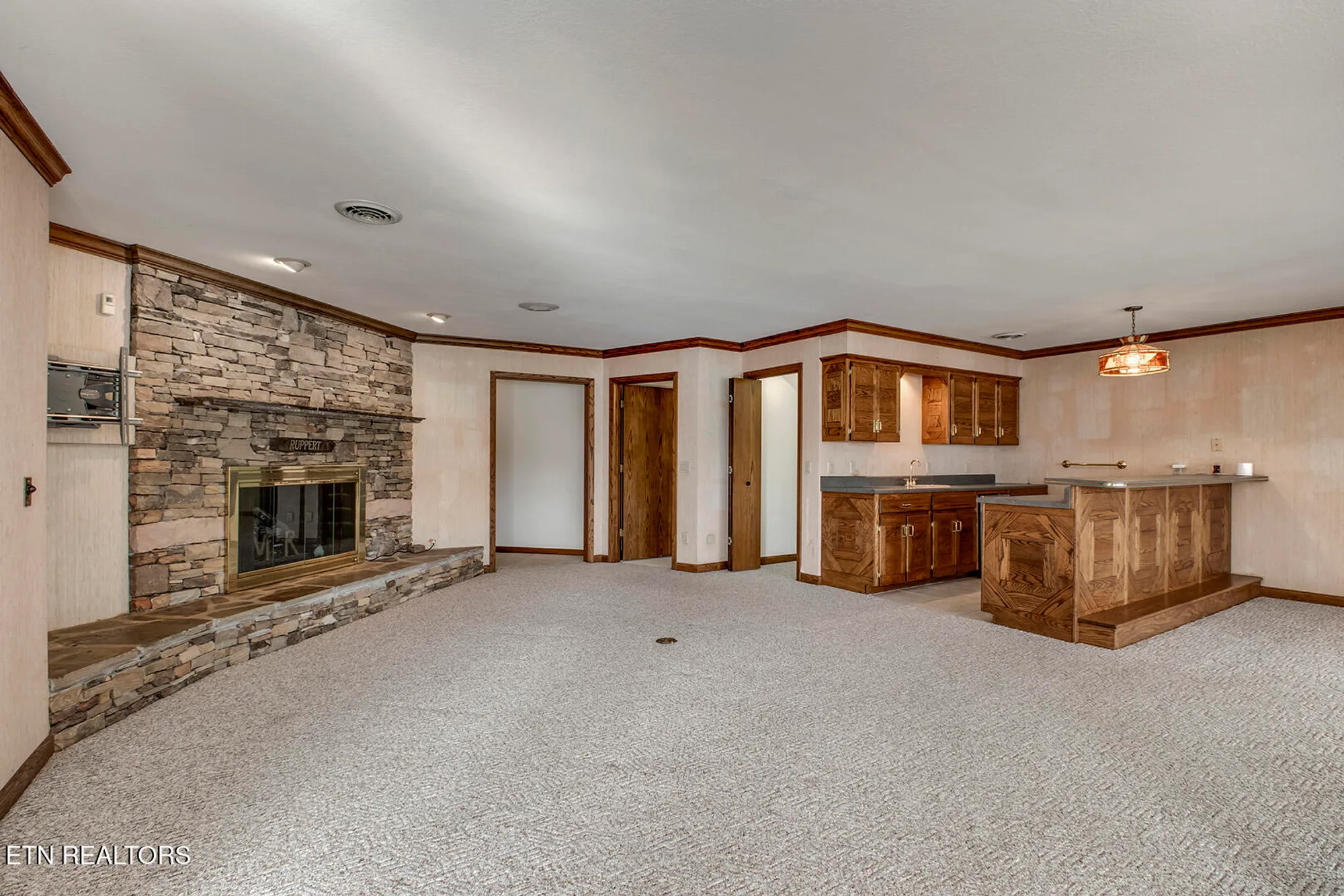 Property Slideshow image 34 of 64 | 122 tigitsi ln, Loudon, TN, 37774
