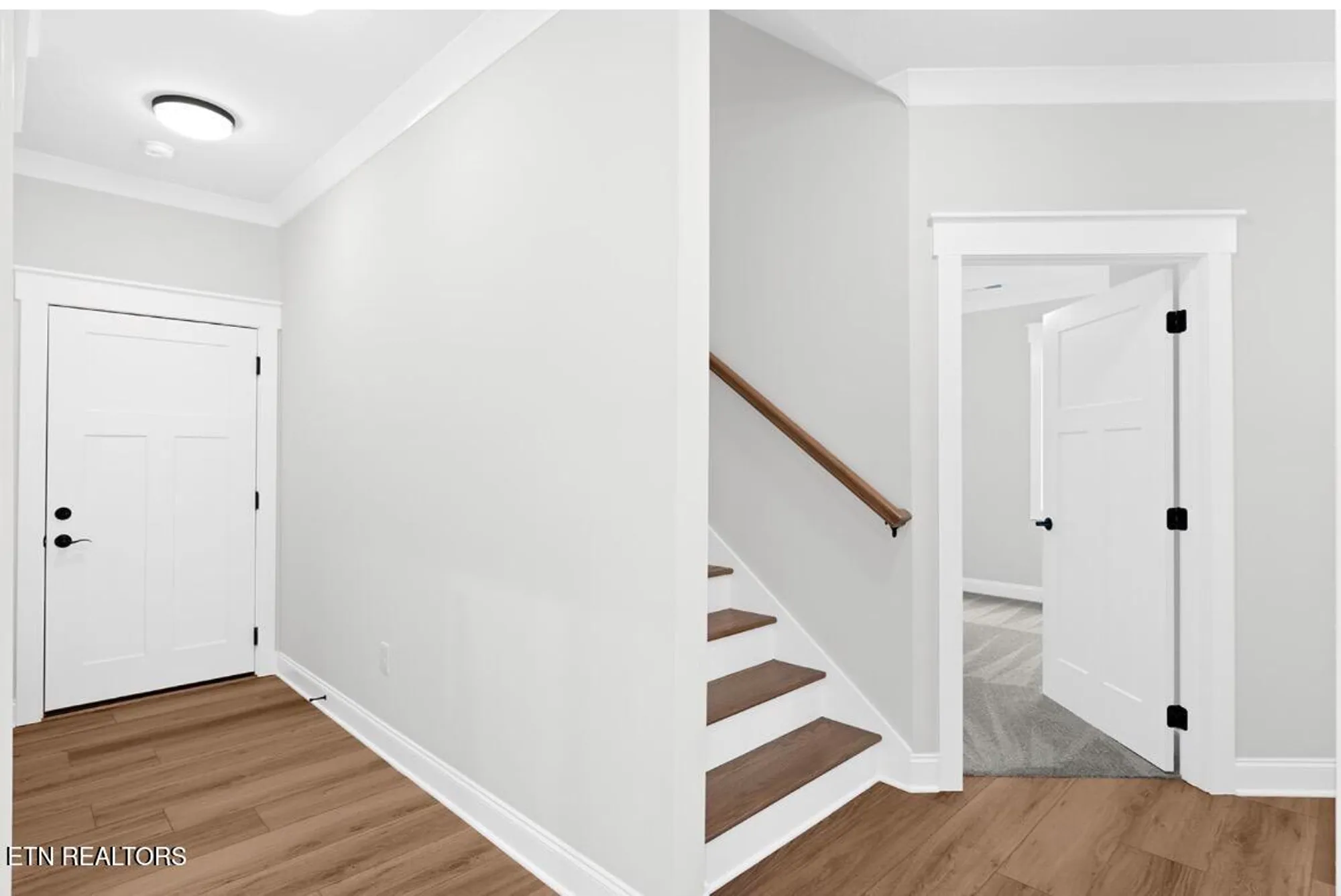 Property Slideshow image 33 of 39 | 154 elokwa way, Loudon, TN, 37774