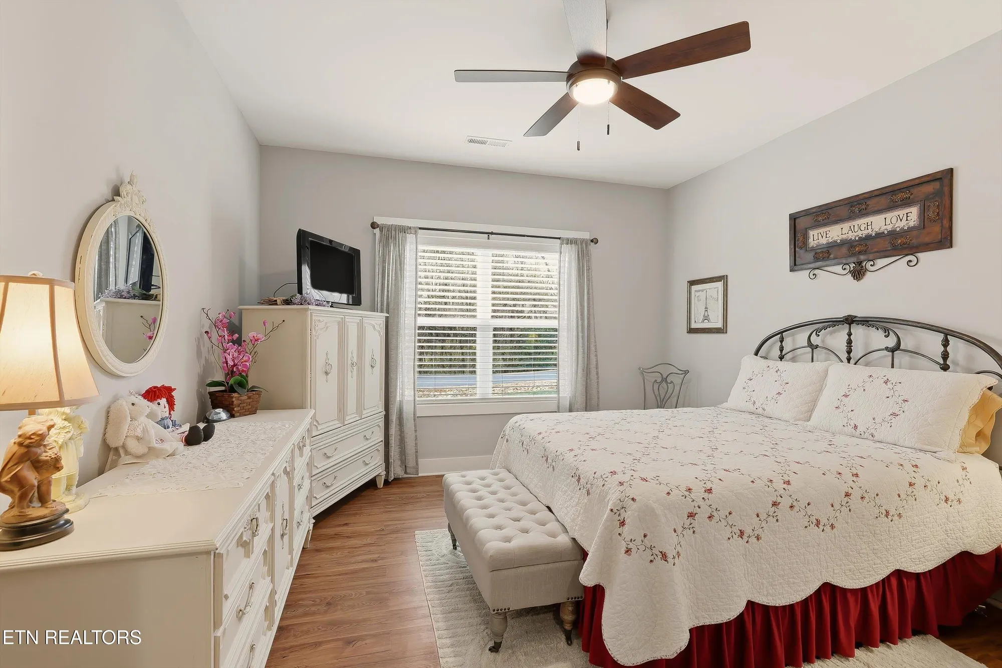 Property Slideshow image 24 of 31 | 112 utsesti way, Loudon, TN, 37774