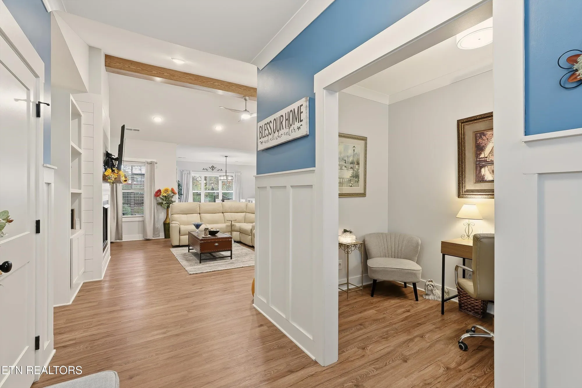 Property Slideshow image 3 of 31 | 112 utsesti way, Loudon, TN, 37774