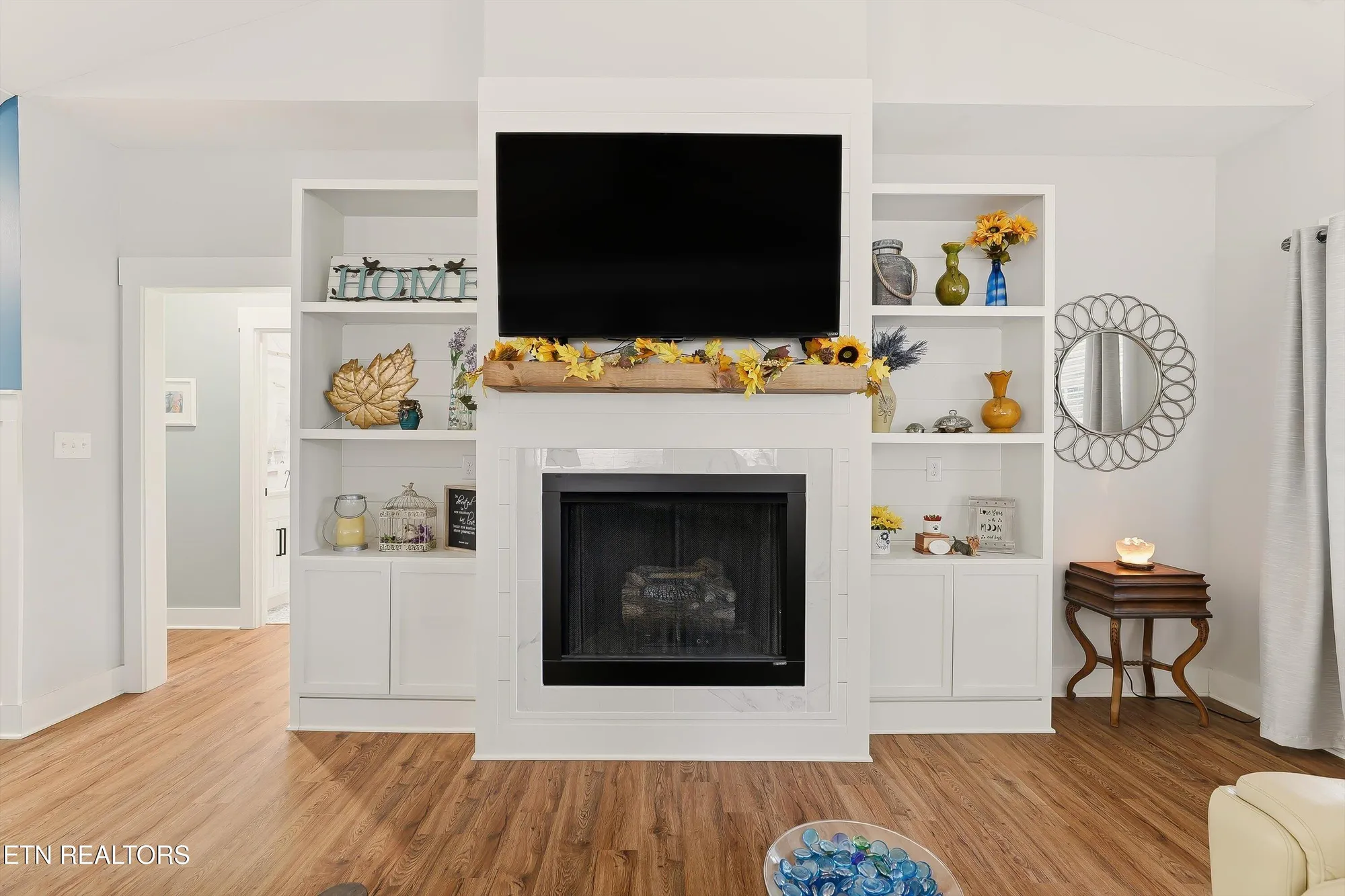 Property Slideshow image 6 of 31 | 112 utsesti way, Loudon, TN, 37774