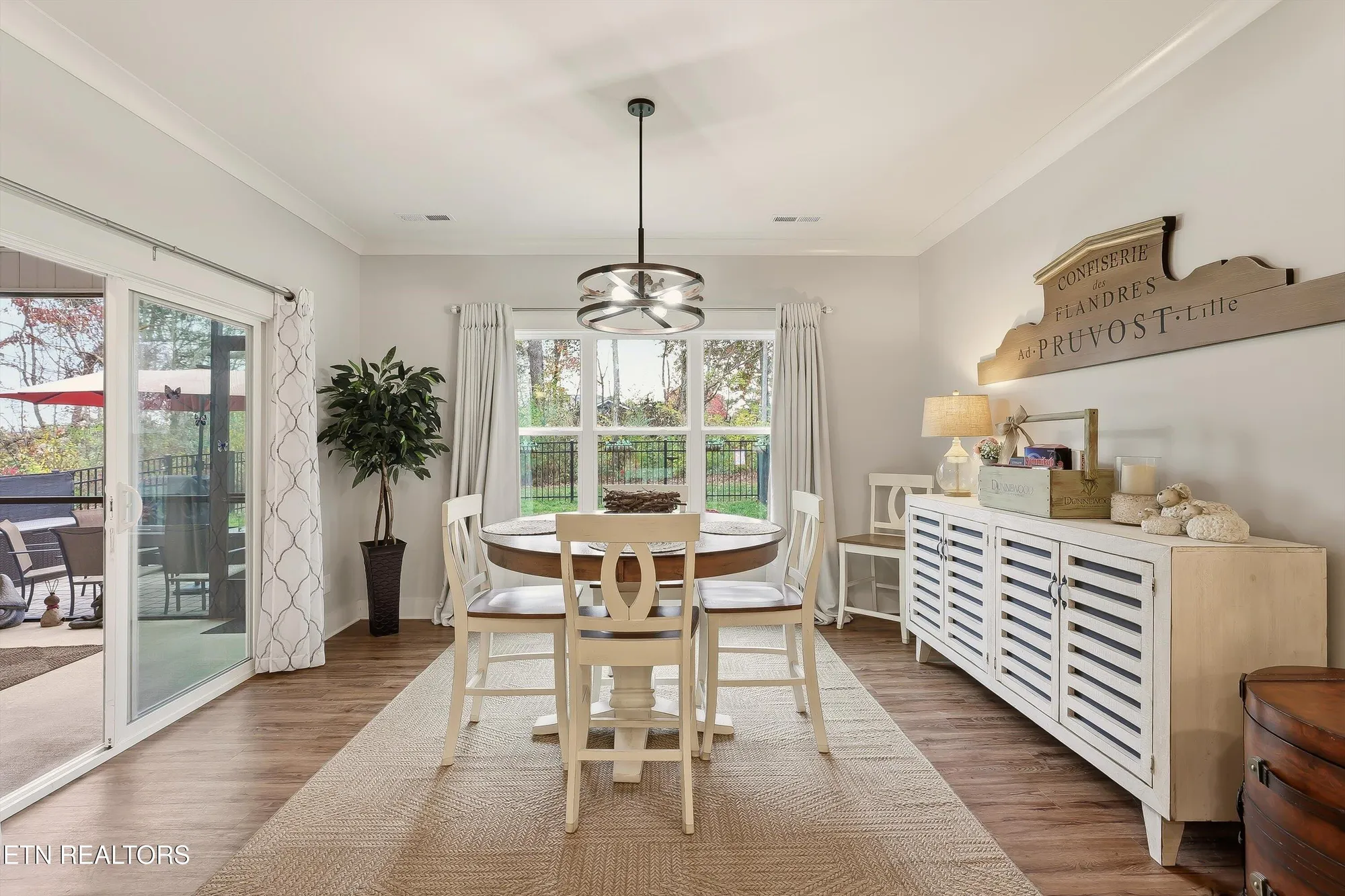 Property Slideshow image 11 of 31 | 112 utsesti way, Loudon, TN, 37774