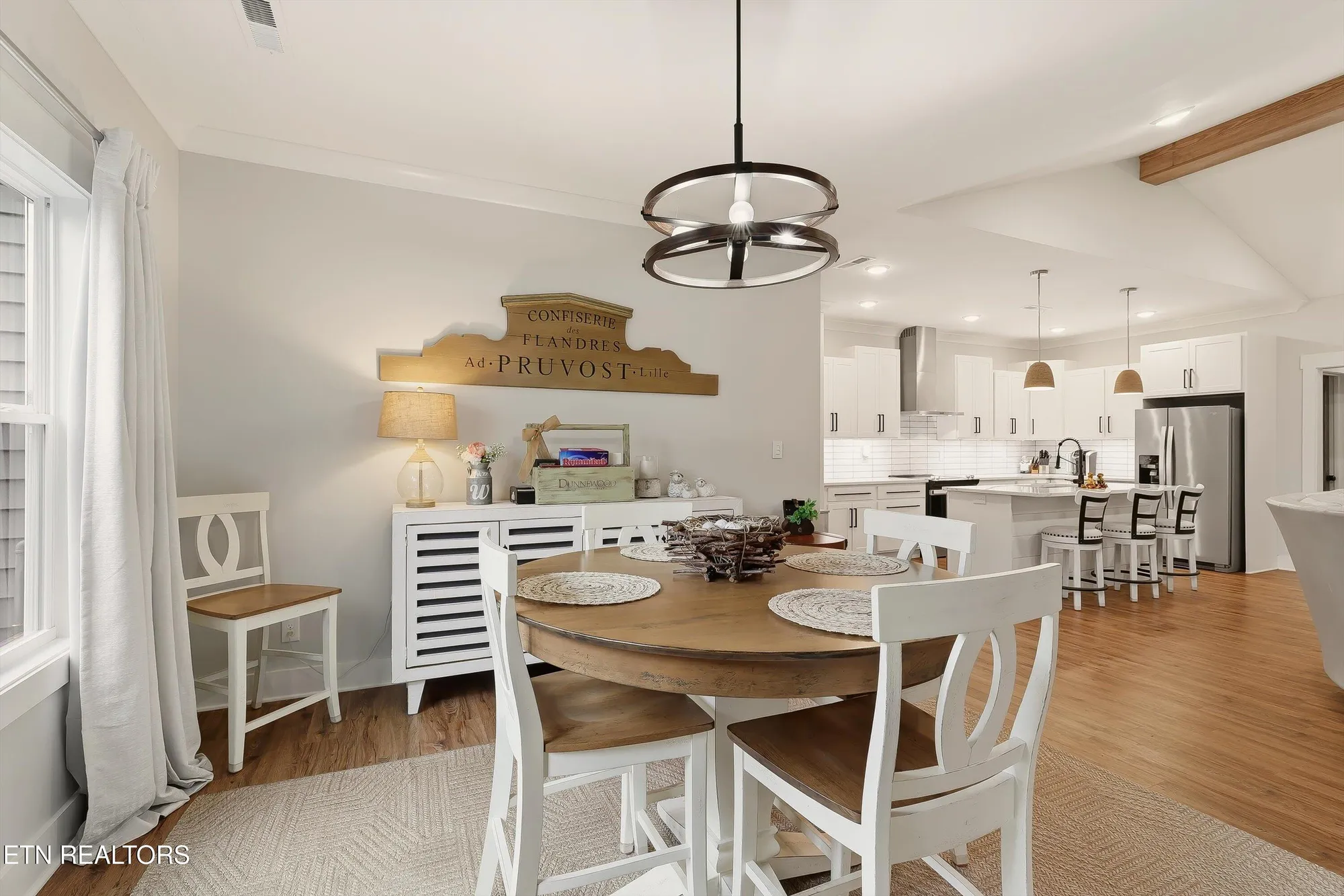 Property Slideshow image 10 of 31 | 112 utsesti way, Loudon, TN, 37774