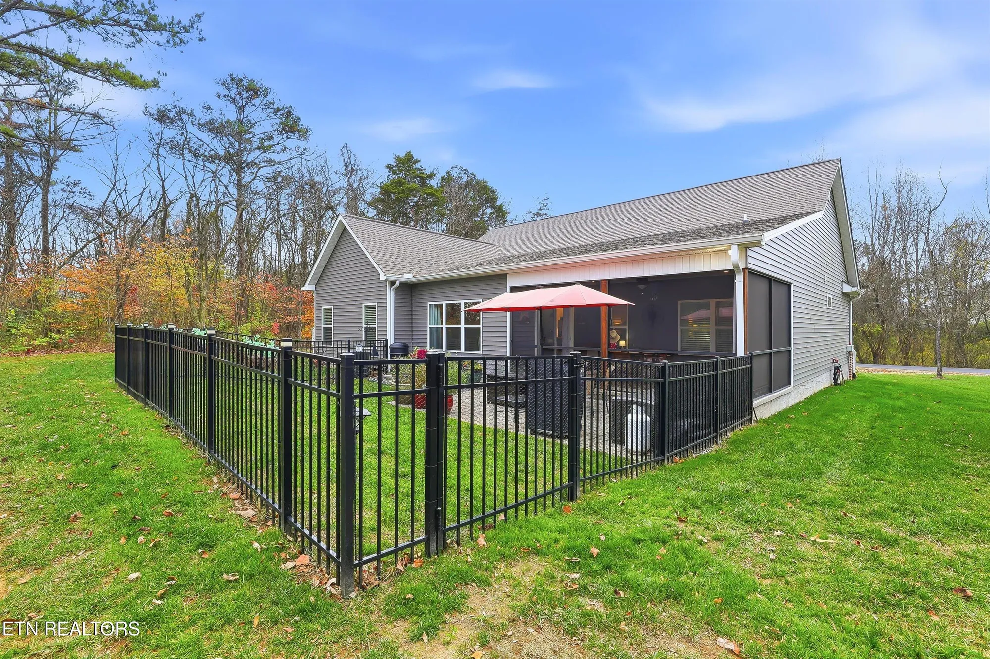 Property Slideshow image 28 of 31 | 112 utsesti way, Loudon, TN, 37774