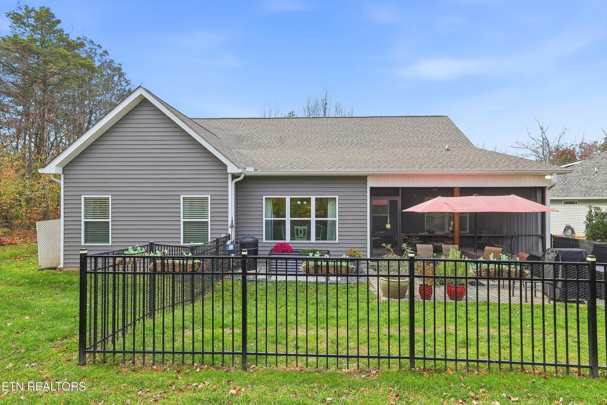 Property Slideshow image 29 of 31 | 112 utsesti way, Loudon, TN, 37774