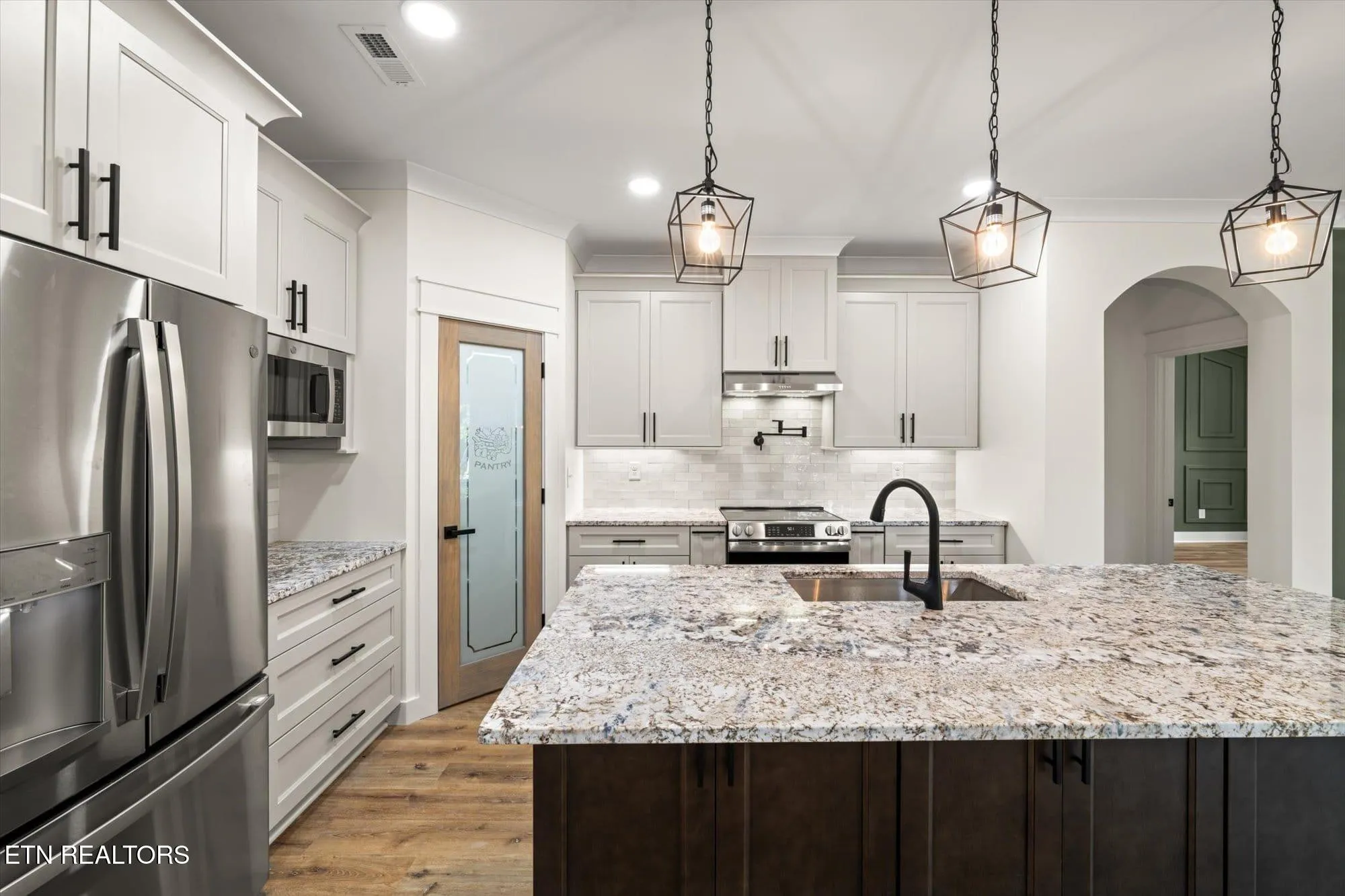 Property Slideshow image 13 of 27 | 102 oostagala dr, Loudon, TN, 37774