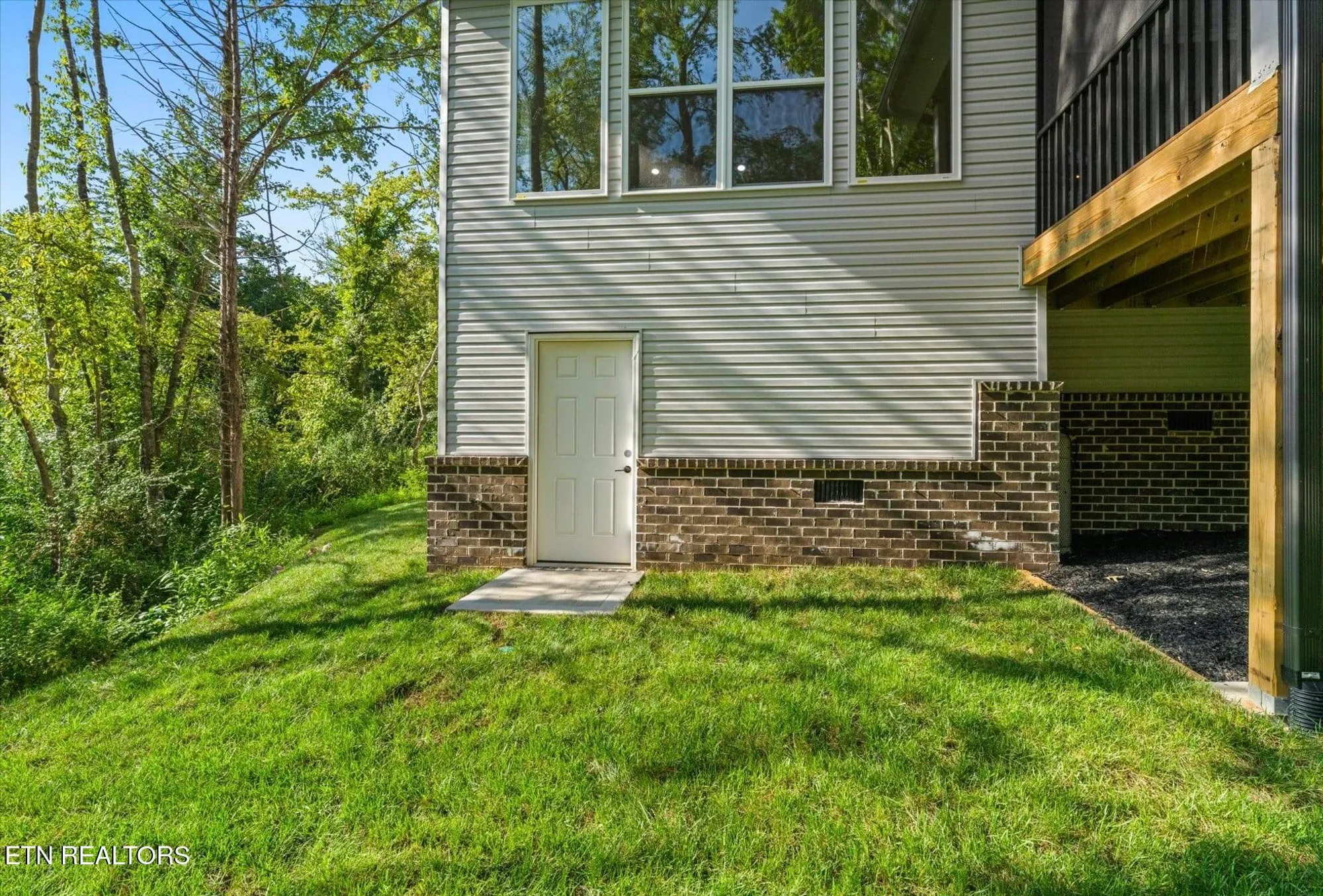 Property Slideshow image 27 of 27 | 102 oostagala dr, Loudon, TN, 37774