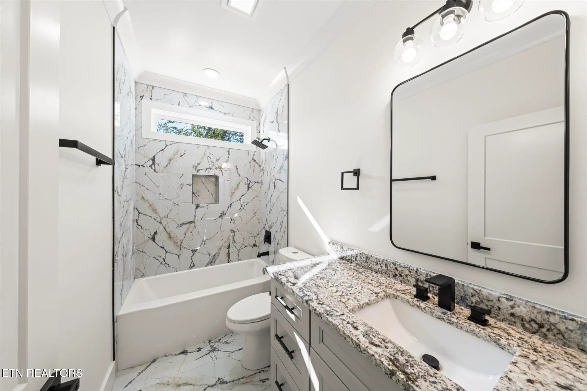 Property Slideshow image 20 of 27 | 102 oostagala dr, Loudon, TN, 37774