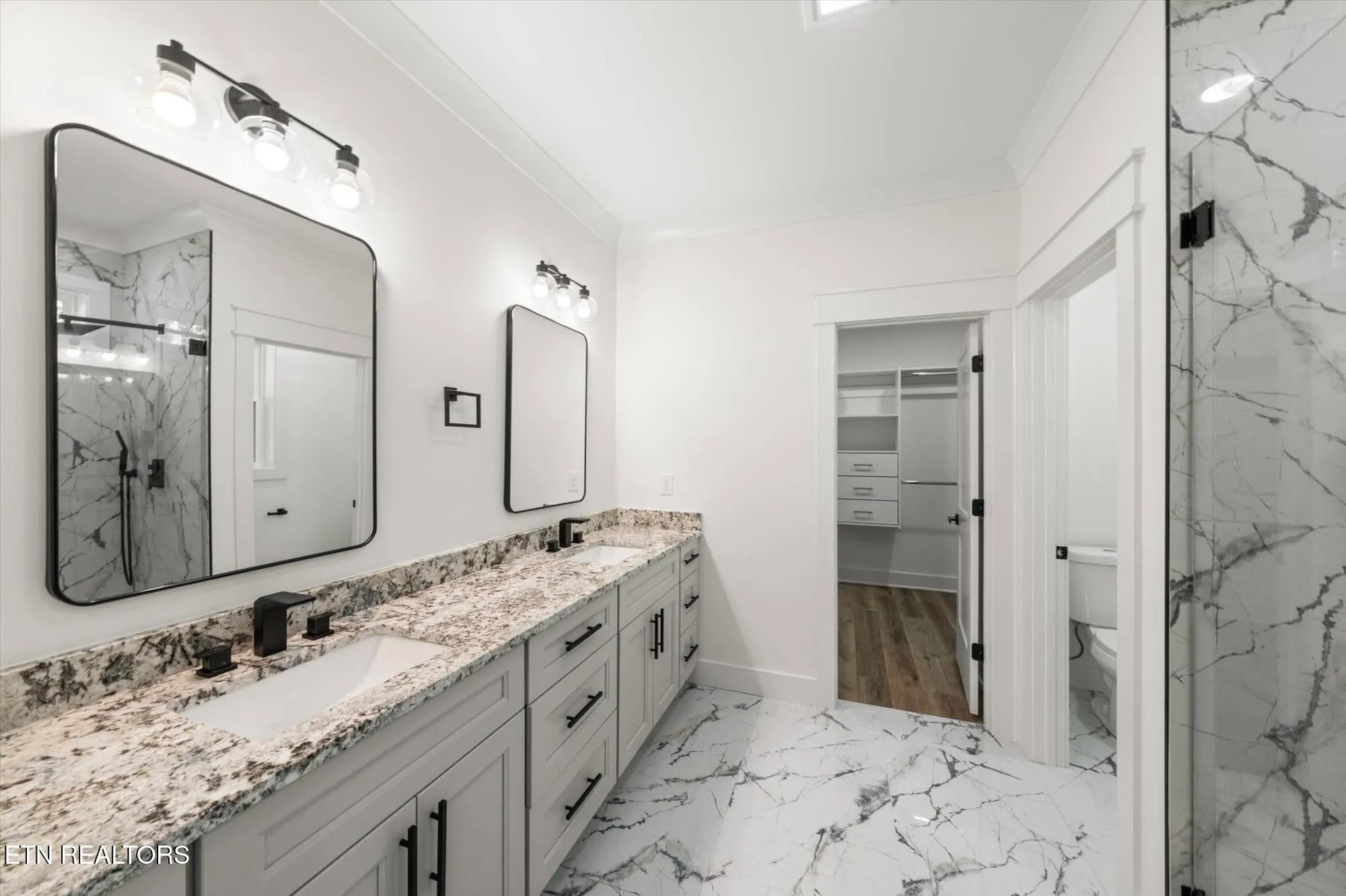 Property Slideshow image 17 of 27 | 102 oostagala dr, Loudon, TN, 37774