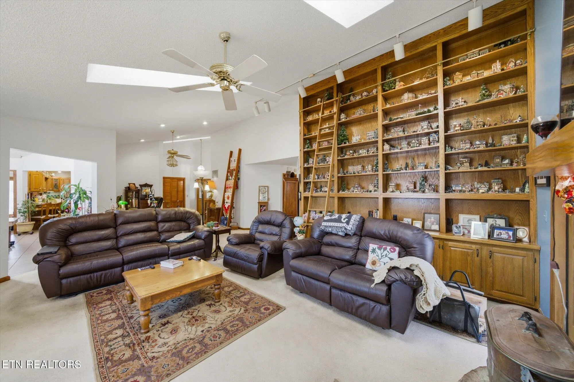 Property Slideshow image 8 of 51 | 140 tawny oak loop, Crossville, TN, 38558