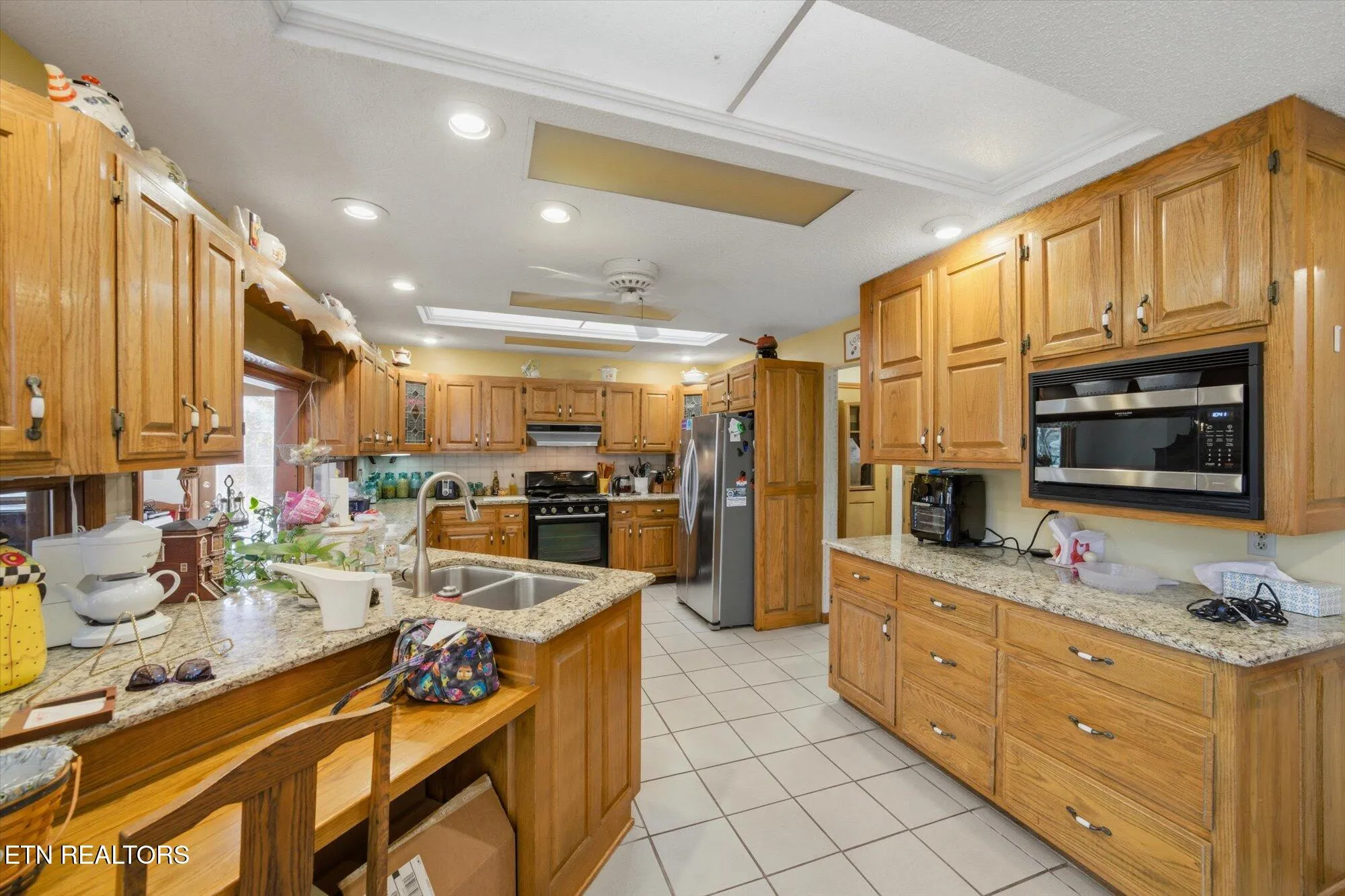Property Slideshow image 13 of 51 | 140 tawny oak loop, Crossville, TN, 38558