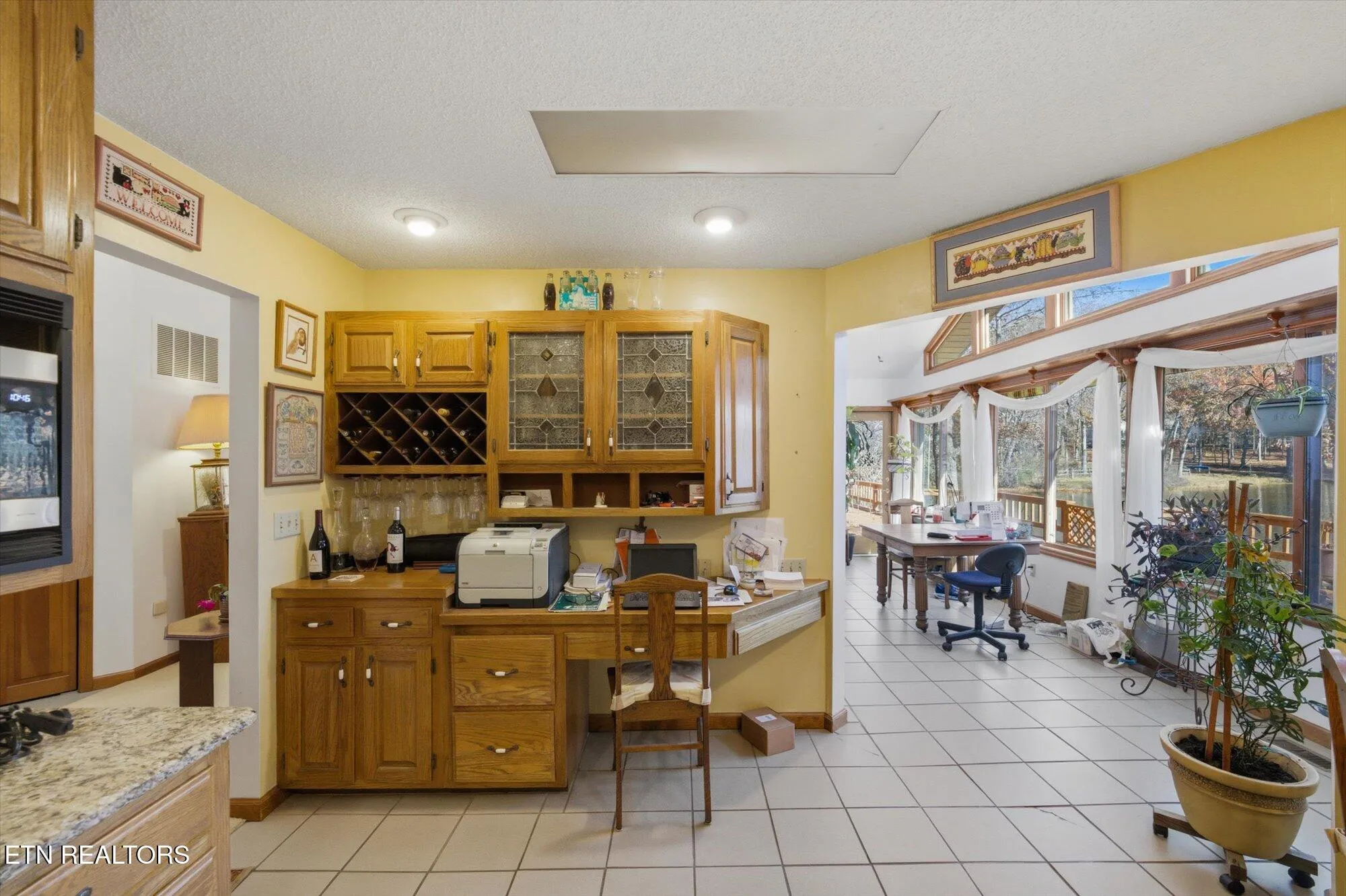 Property Slideshow image 16 of 51 | 140 tawny oak loop, Crossville, TN, 38558