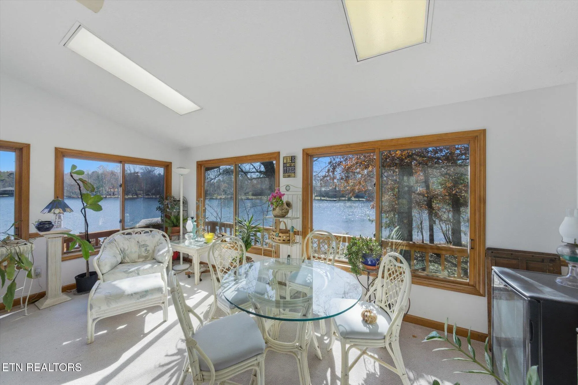 Property Slideshow image 20 of 51 | 140 tawny oak loop, Crossville, TN, 38558