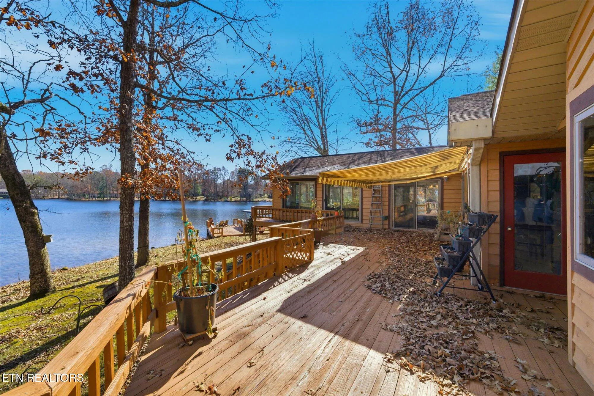 Property Slideshow image 26 of 51 | 140 tawny oak loop, Crossville, TN, 38558