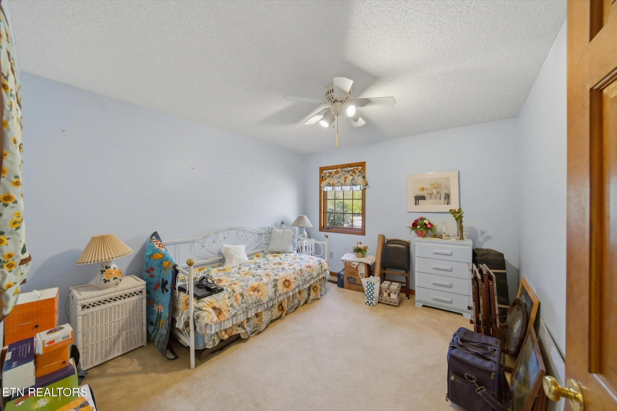 Property Slideshow image 36 of 51 | 140 tawny oak loop, Crossville, TN, 38558