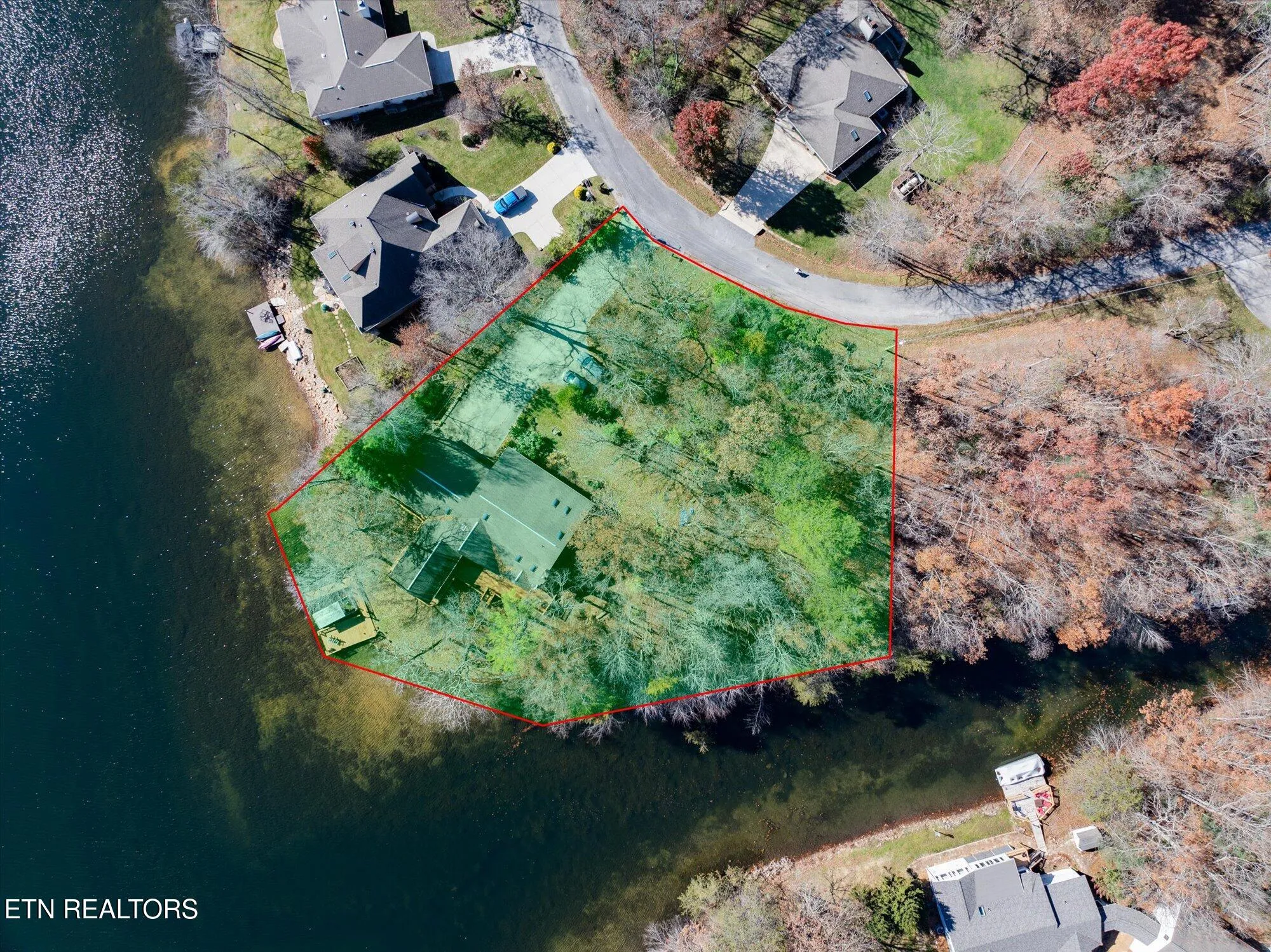 Property Slideshow image 45 of 51 | 140 tawny oak loop, Crossville, TN, 38558