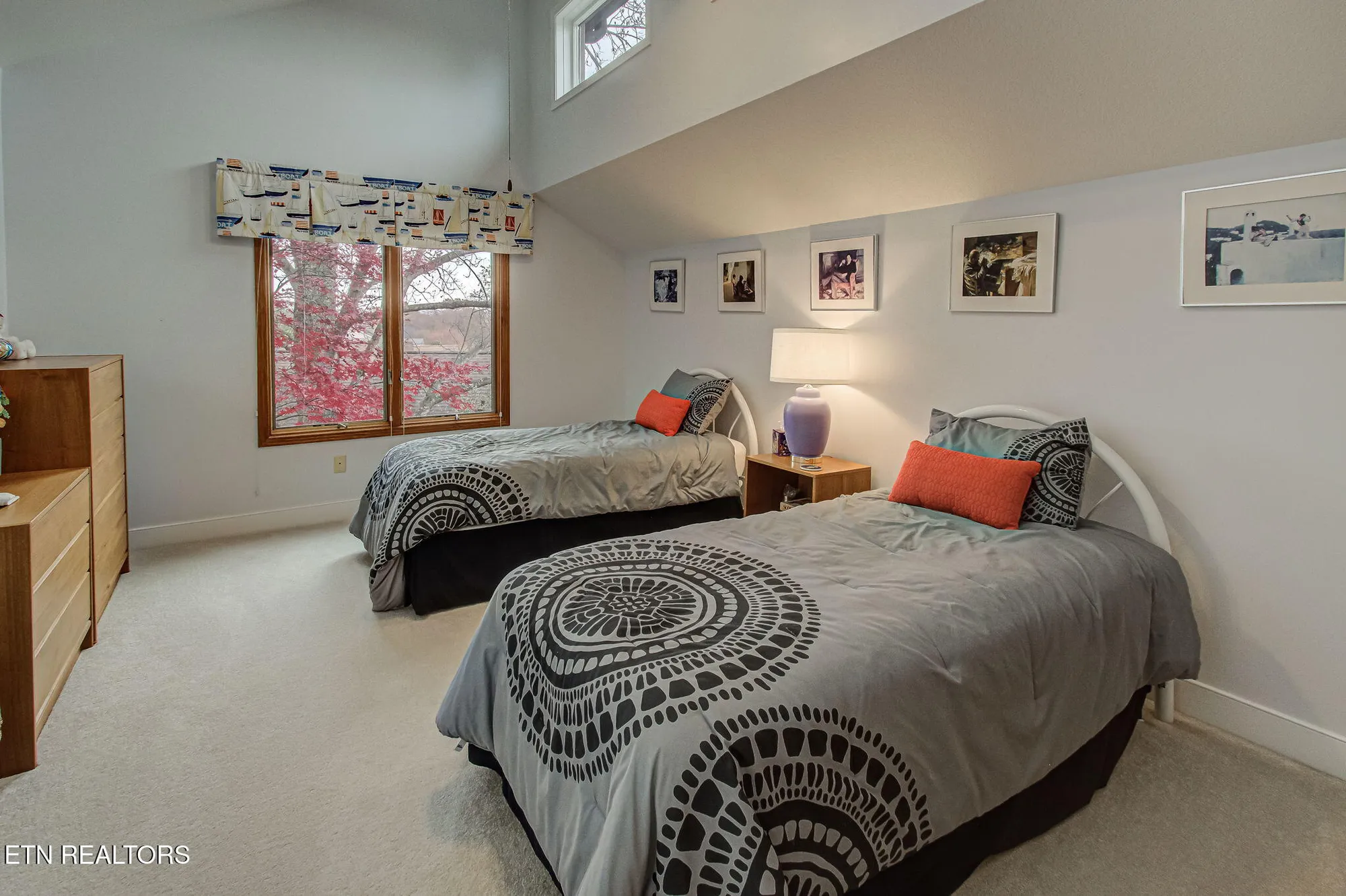 Property Slideshow image 34 of 48 | 128 santee way, Loudon, TN, 37774