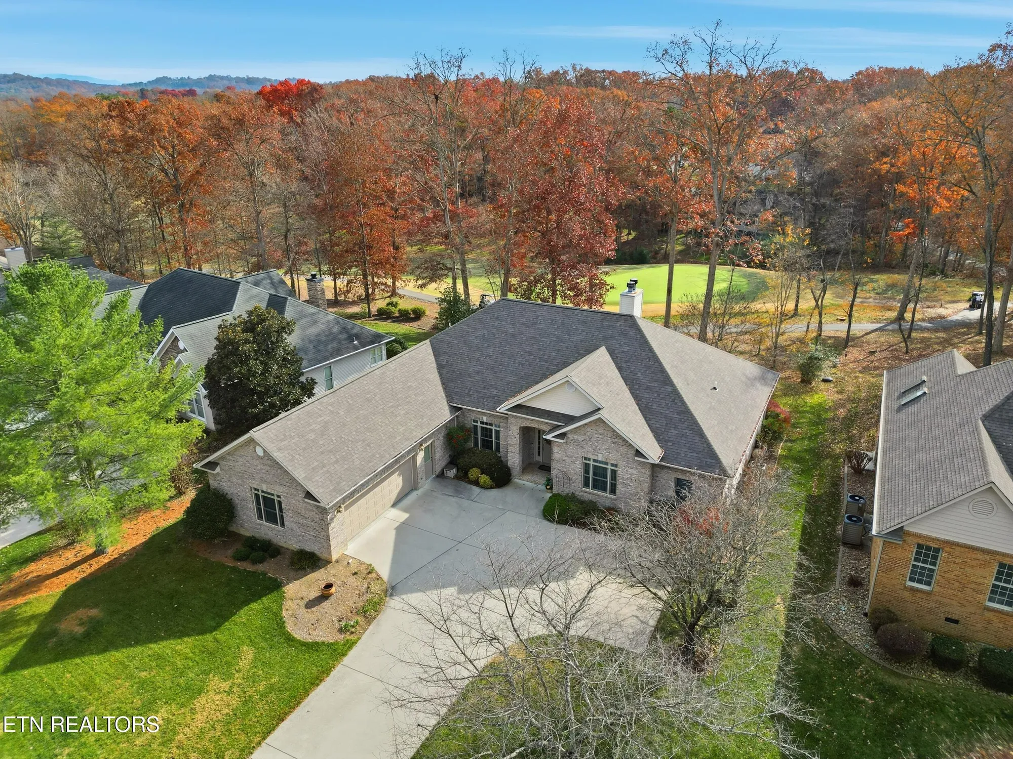 Property Slideshow image 4 of 63 | 162 oostanali way, Loudon, TN, 37774