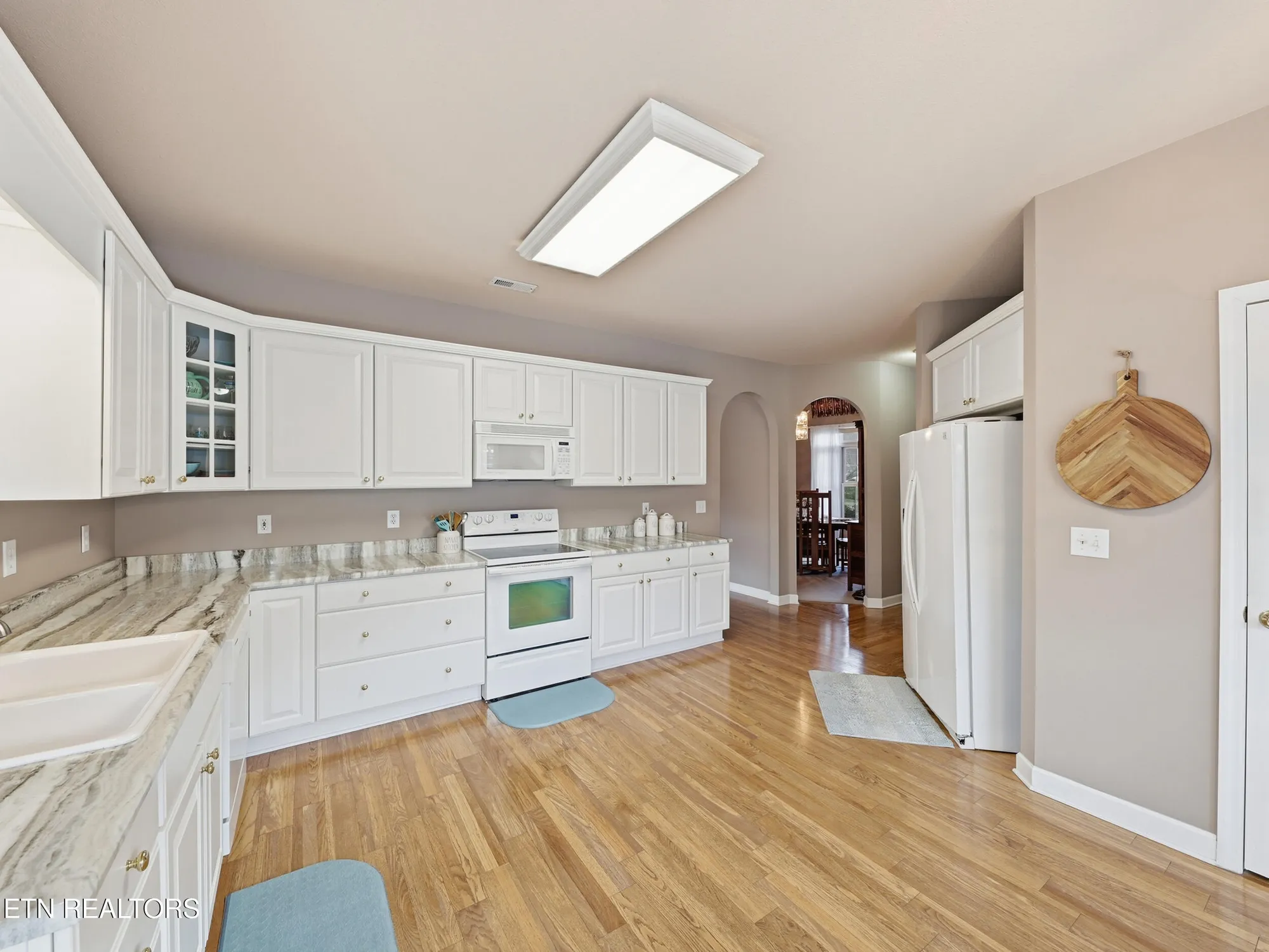 Property Slideshow image 17 of 63 | 162 oostanali way, Loudon, TN, 37774