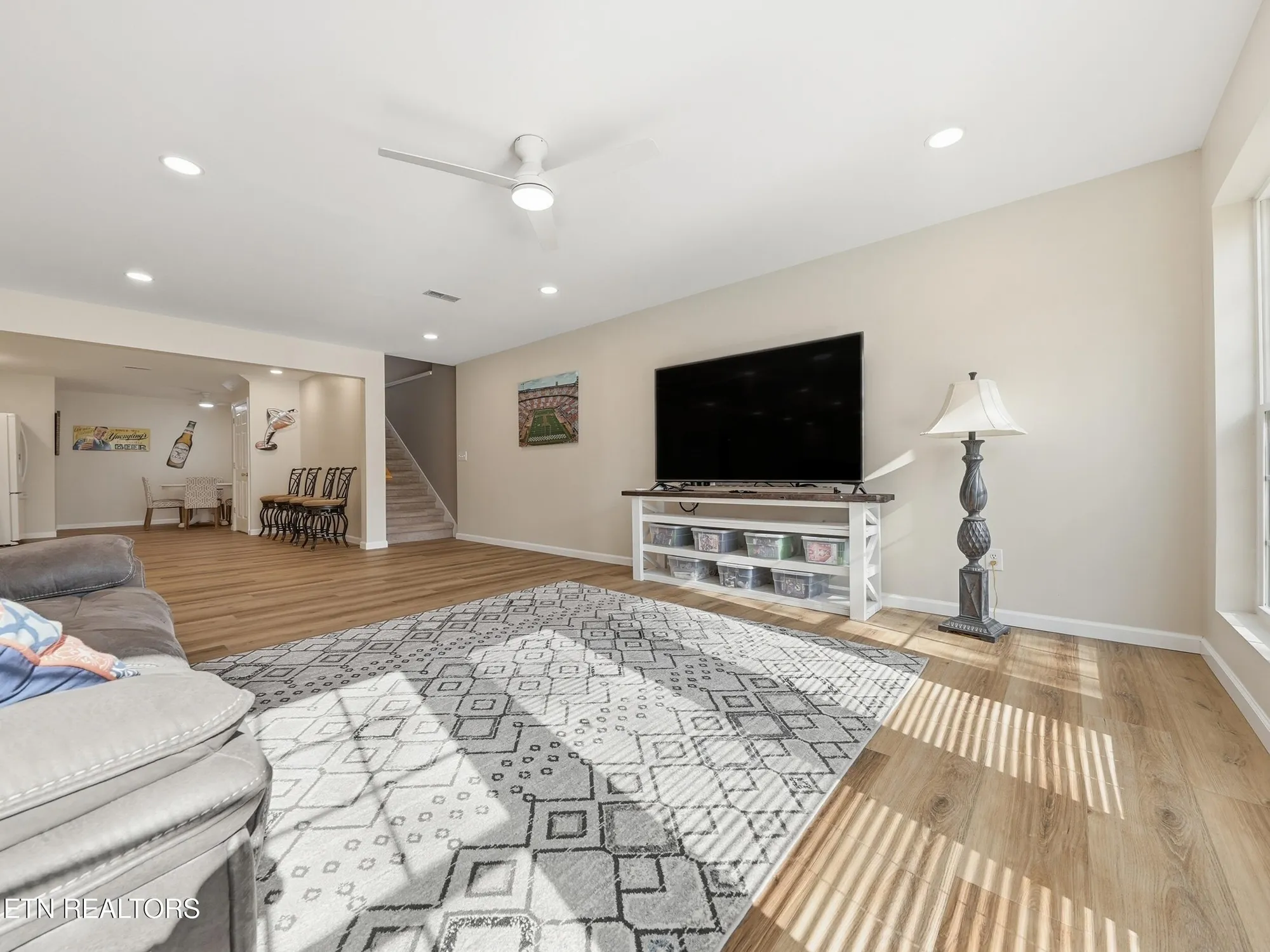 Property Slideshow image 31 of 63 | 162 oostanali way, Loudon, TN, 37774