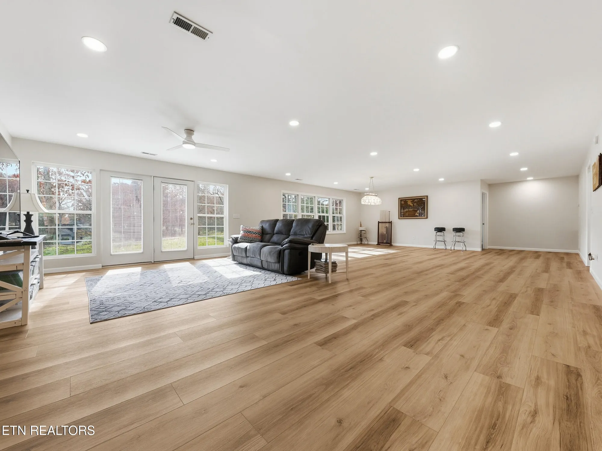 Property Slideshow image 37 of 63 | 162 oostanali way, Loudon, TN, 37774