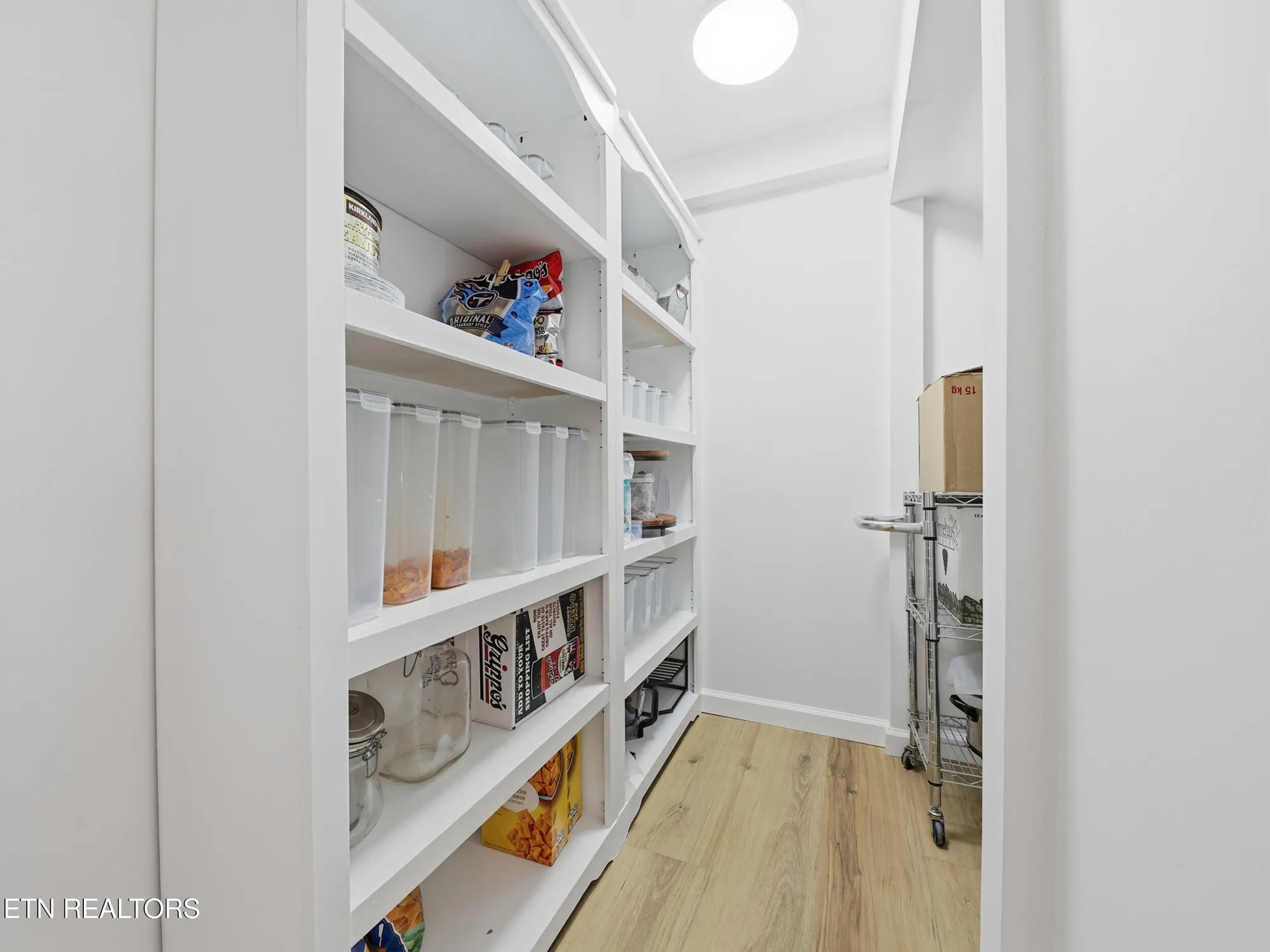 Property Slideshow image 40 of 63 | 162 oostanali way, Loudon, TN, 37774