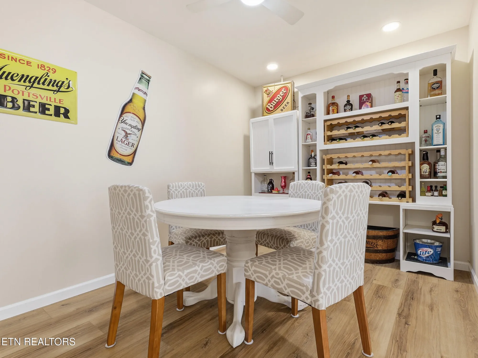 Property Slideshow image 41 of 63 | 162 oostanali way, Loudon, TN, 37774