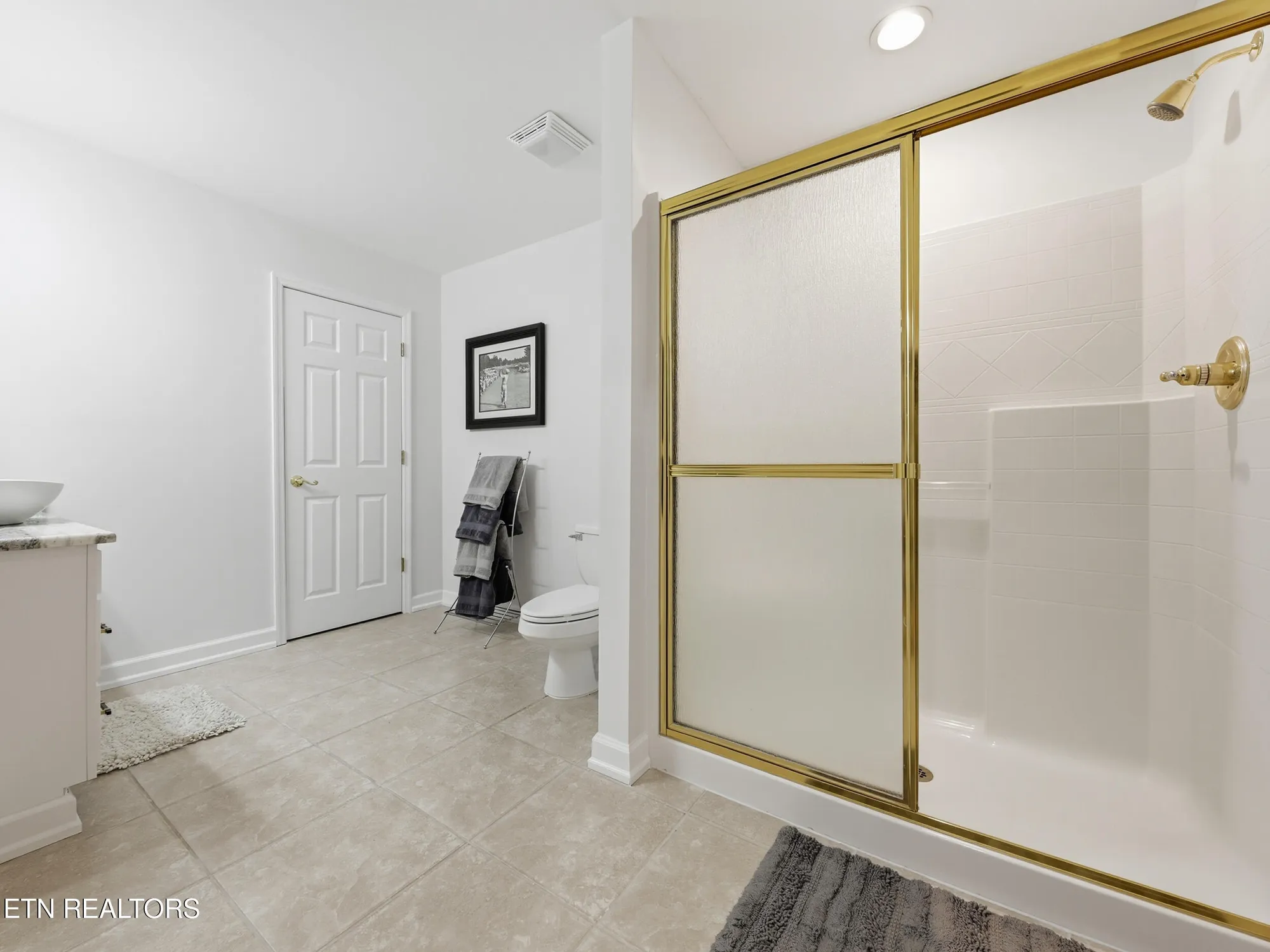 Property Slideshow image 43 of 63 | 162 oostanali way, Loudon, TN, 37774