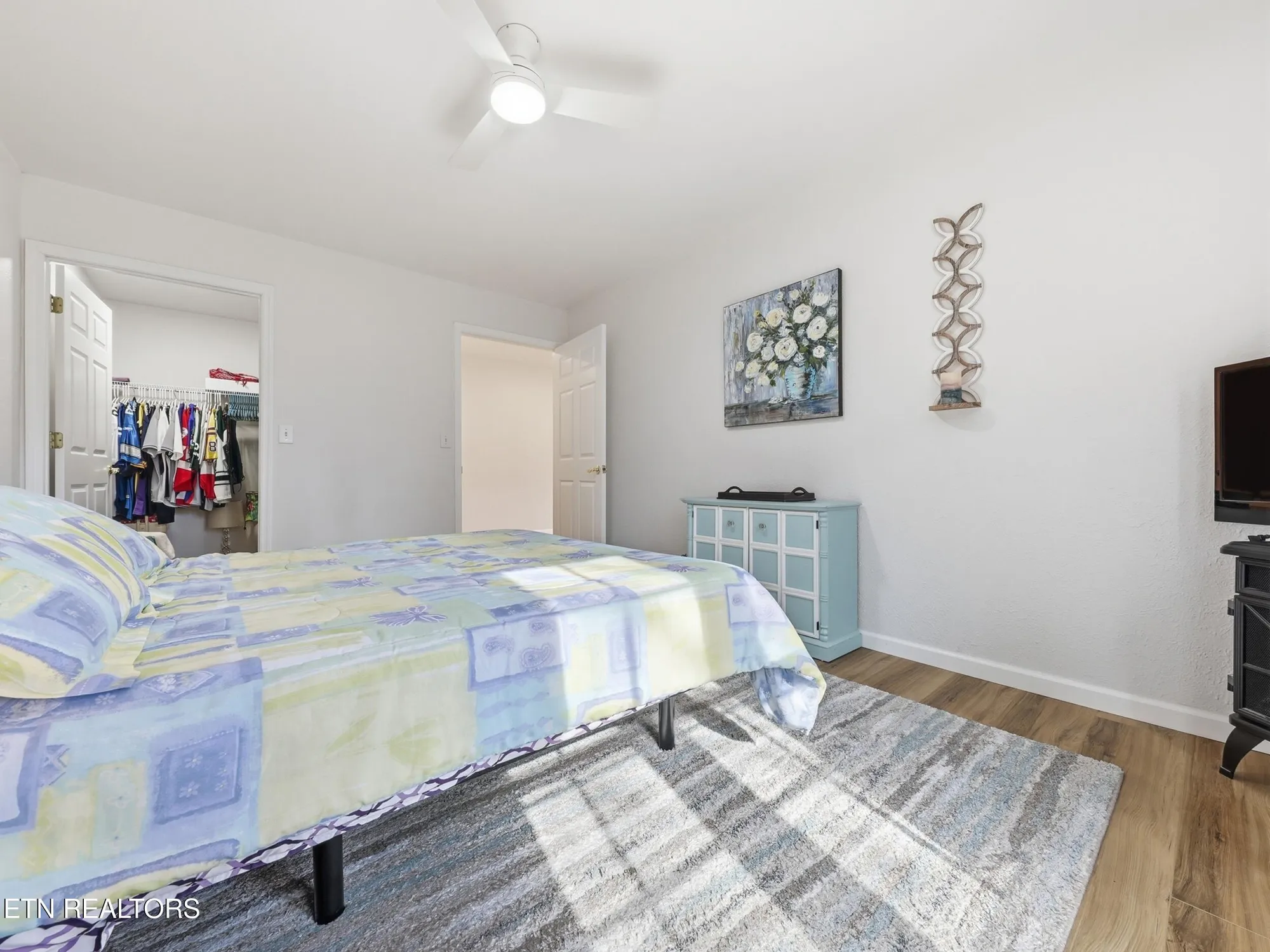 Property Slideshow image 45 of 63 | 162 oostanali way, Loudon, TN, 37774