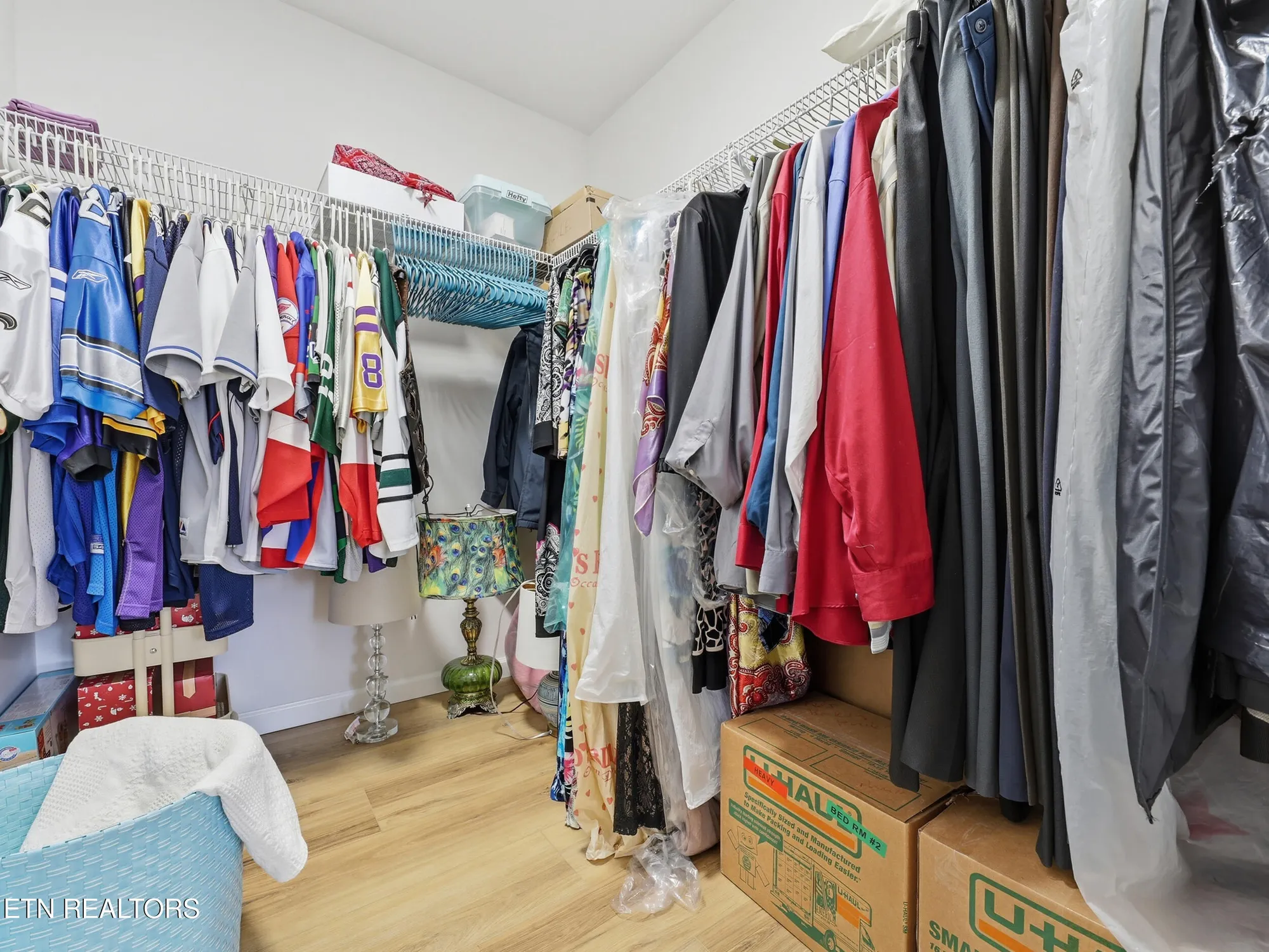 Property Slideshow image 46 of 63 | 162 oostanali way, Loudon, TN, 37774